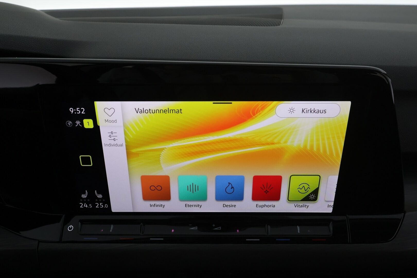 Volkswagen Golf 2021 Variant Style 2,0 TDI SCR 110 kW DSG * ACC / Webasto / IQ-Light / Muistipenkki / P.Kamera / Apple&Android * - Suomi-auto / Kahdet Renkaat