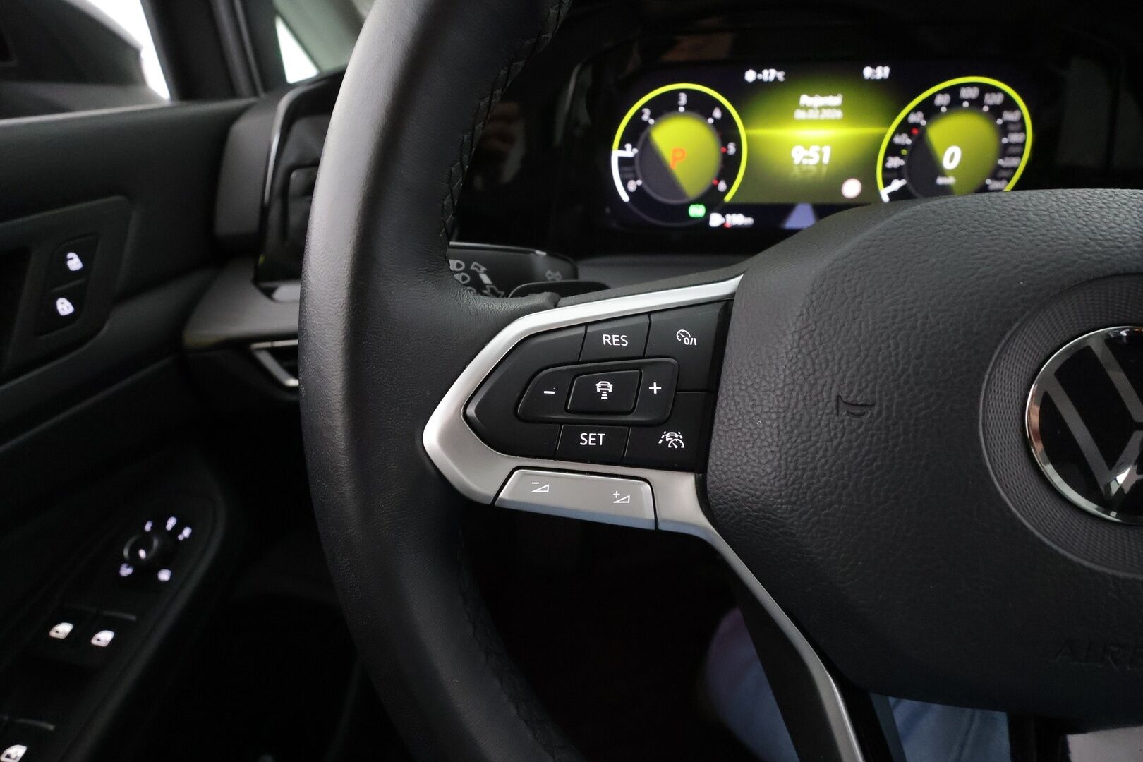 Volkswagen Golf 2021 Variant Style 2,0 TDI SCR 110 kW DSG * ACC / Webasto / IQ-Light / Muistipenkki / P.Kamera / Apple&Android * - Suomi-auto / Kahdet Renkaat