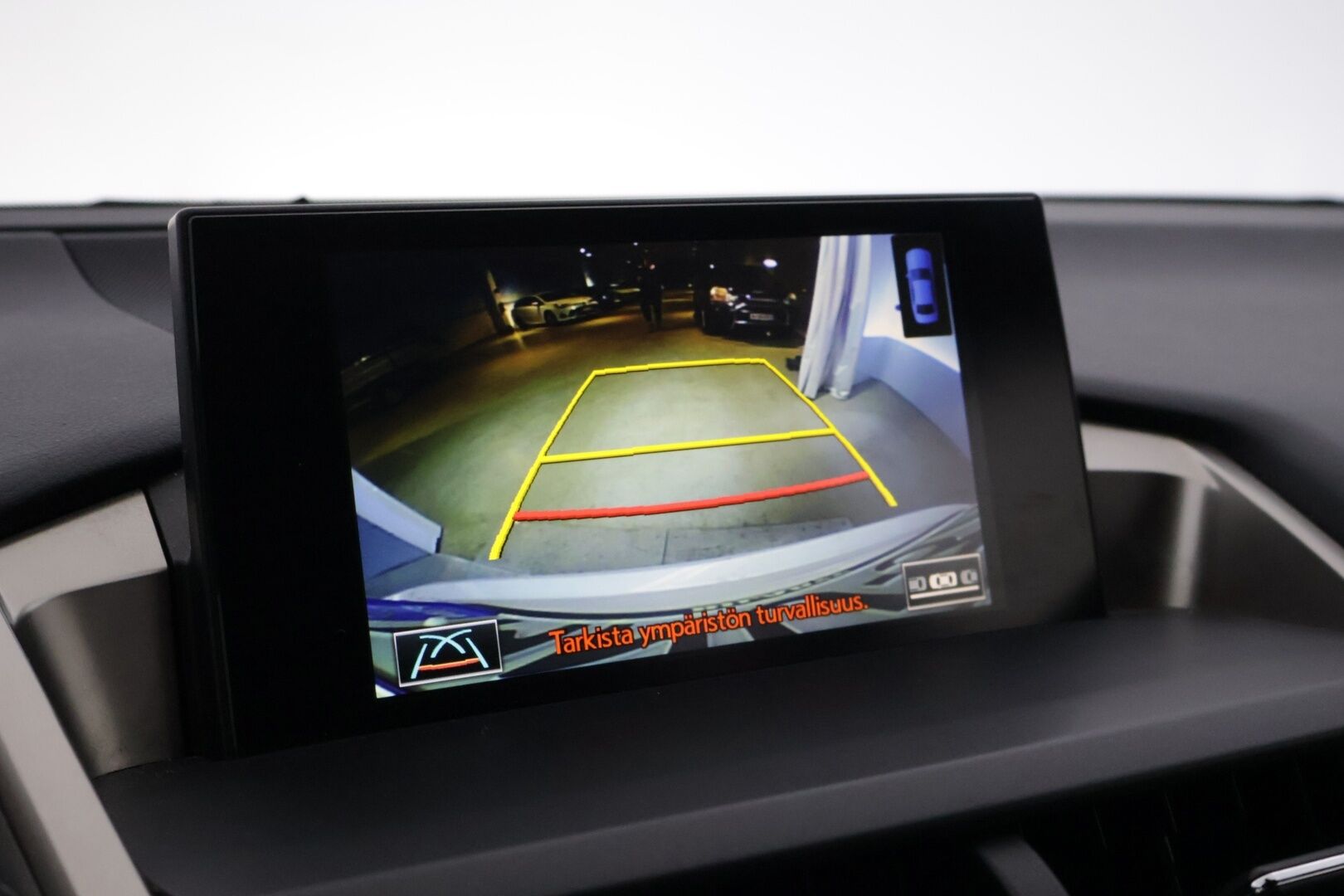 Lexus NX 2015 LEXUS NX300H Hybrid A AWD F-Sport *ACC / Nahkasisusta / Sähköpenkit / Kattoluukku / Navi / Lohkolämmitin / P.kamera / S.Luukku* - *Loistava huoltohistoria! / Ohjauspyörän lämmitys / LED*