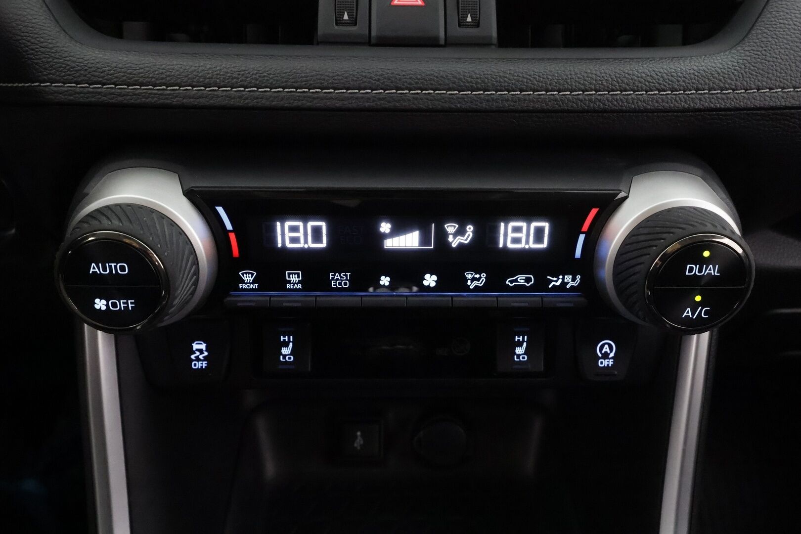 Toyota RAV4 2021 2,0 VVT-iE AWD Active * ACC / Webasto / Koukku / LED / Keyless / Navi * - 1.Om Suomi-auto / Kahdet Renkaat / Merkkihuollettu