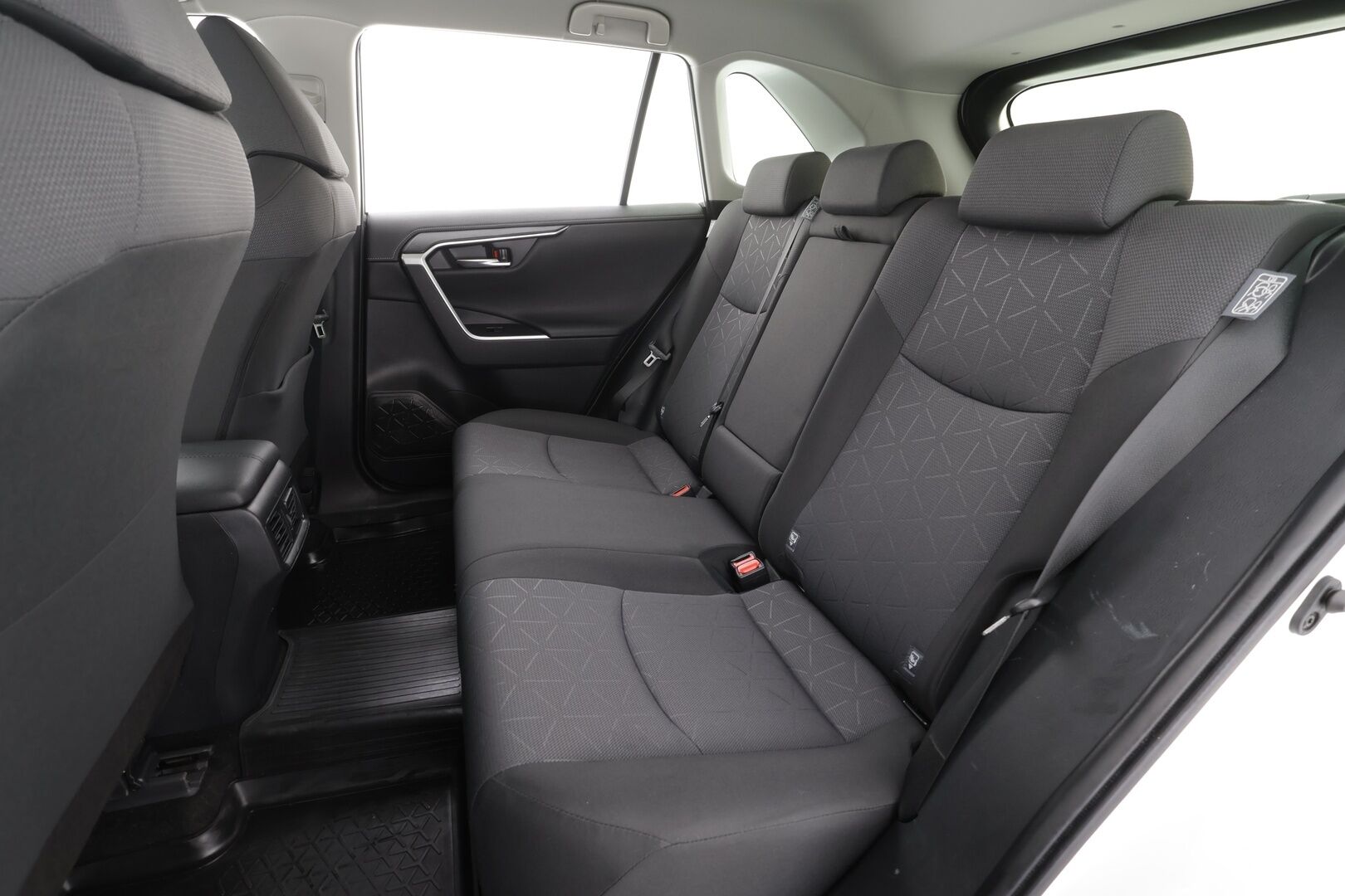 Toyota RAV4 2021 2,0 VVT-iE AWD Active * ACC / Webasto / Koukku / LED / Keyless / Navi * - 1.Om Suomi-auto / Kahdet Renkaat / Merkkihuollettu