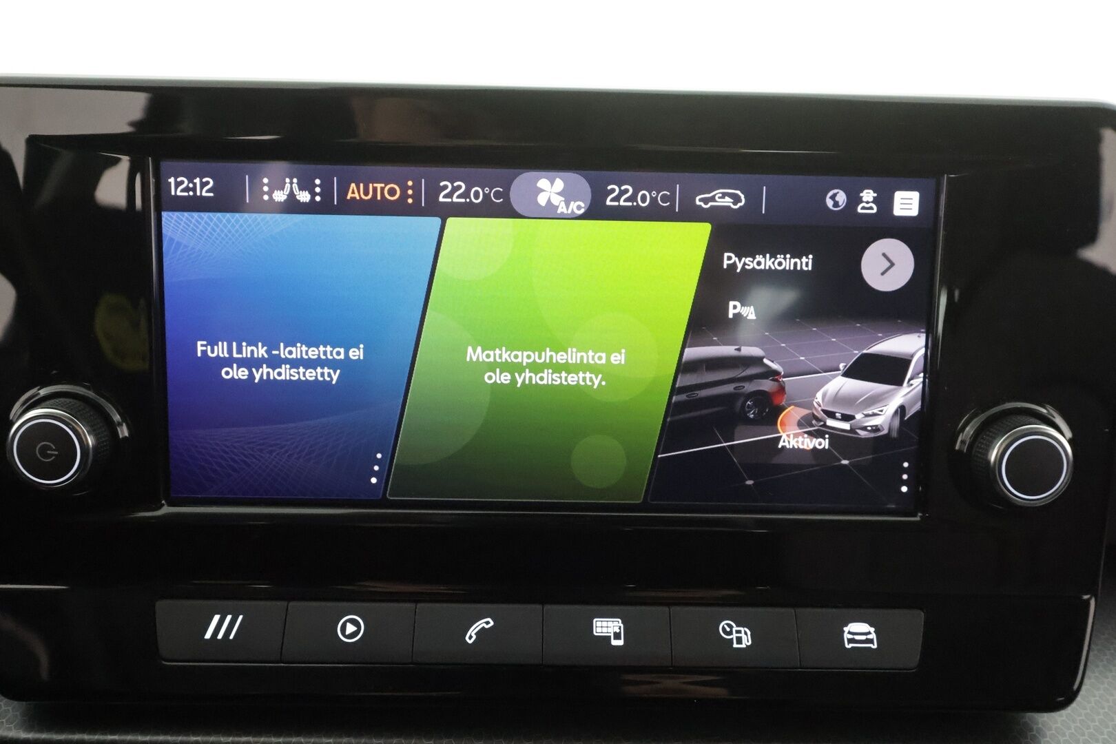 Seat Leon Sportstourer 2021 1,5 eTSI 150 Hybrid Style DSG * Webasto / Vetokoukku / Adapt.Vakkari / LED / Peruutustutkat / Navi - Suomi-auto / Kahdet renkaat aluvanteilla / Metalliväri - HULLUT AVAJAISHULINAT KORKOTARJOUS 3,29 %