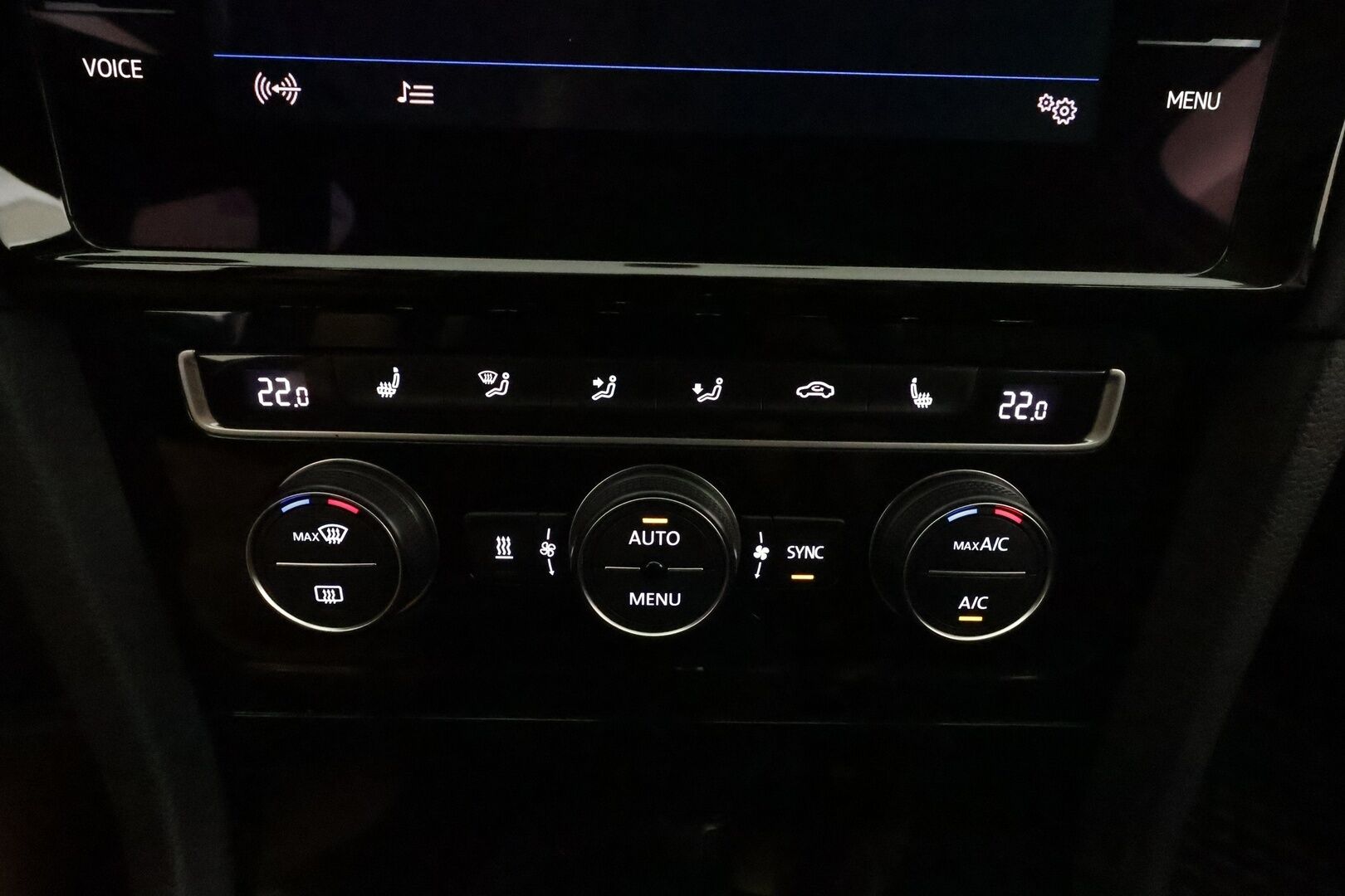 Volkswagen Golf 2019 Variant Highline 1,5 TSI EVO 96 kW BLUEMOTION DSG **Webasto / Adapt.Vakkari / LED-valot / Navi / P.Kamera / Keyless** - Suomi-auto / Kahdet Renkaat