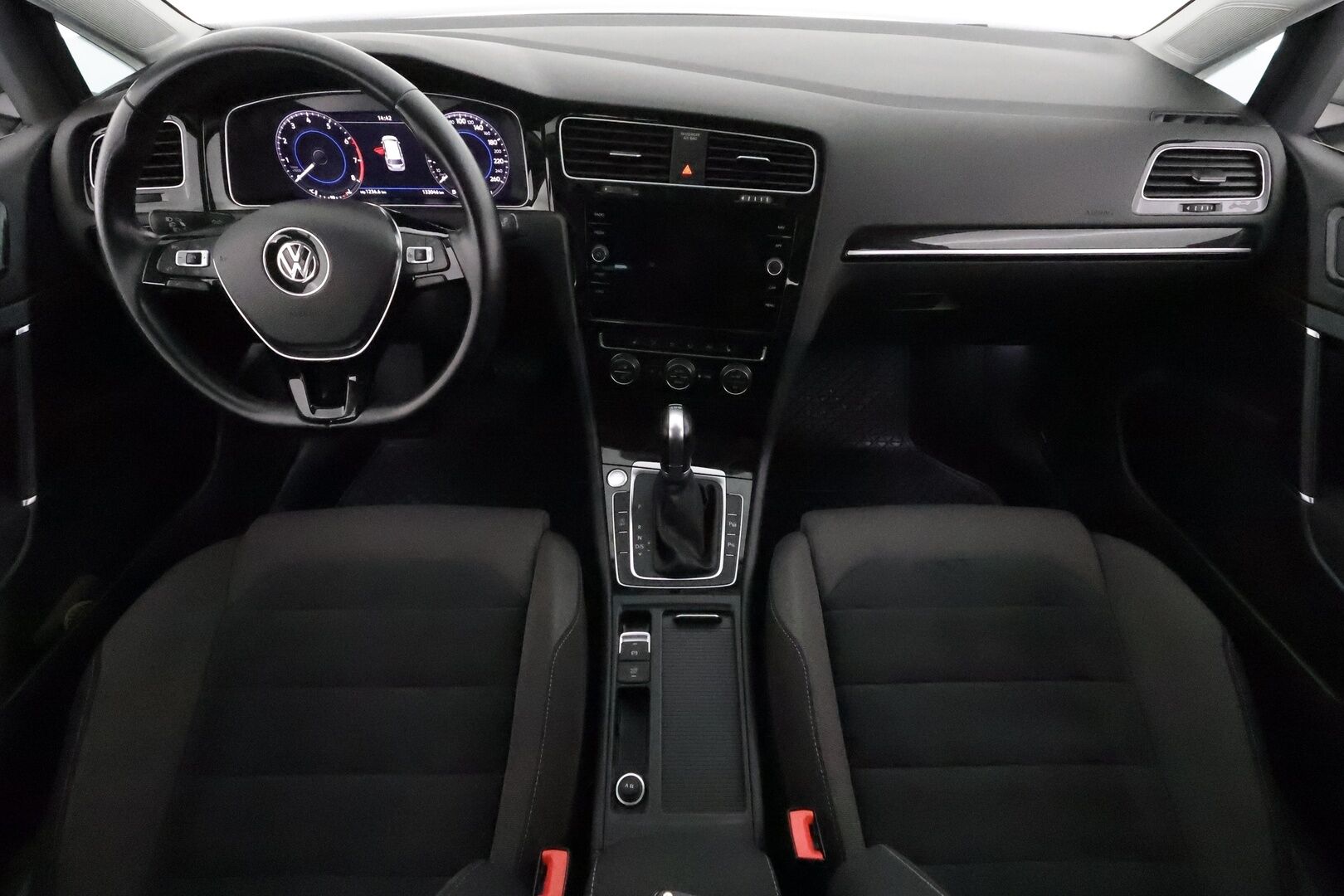 Volkswagen Golf 2019 Variant Highline 1,5 TSI EVO 96 kW BLUEMOTION DSG **Webasto / Adapt.Vakkari / LED-valot / Navi / P.Kamera / Keyless** - Suomi-auto / Kahdet Renkaat