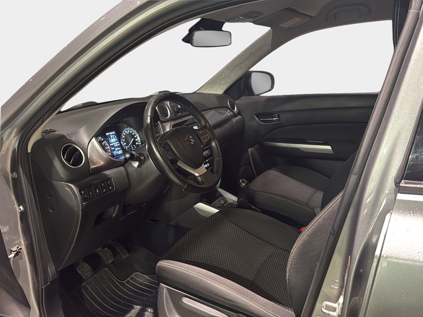 Suzuki Vitara 2019 112 BOOSTERJET 4WD GL+ 5MT - | Suomi-Auto | ACC | Lohko | P.Kamera | BLIS | Koukku | - KORKO VAIN 3,99 %