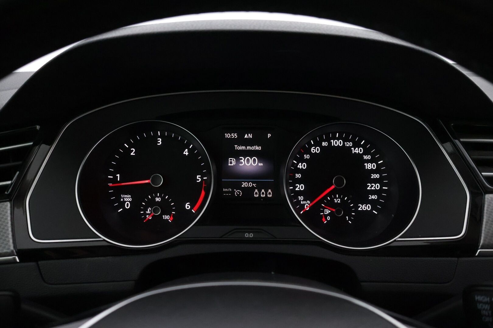 Volkswagen Passat 2019 Variant Alltrack 2,0 TDI SCR 140 kW (190 hv) 4MOTION DSG-automaatti *ACC / Webasto / KeyLessGo / LED / Nahka-alcantara* - Merkkihuollettu ja siistikuntoinen Suomi-auto kaksilla renkailla!
