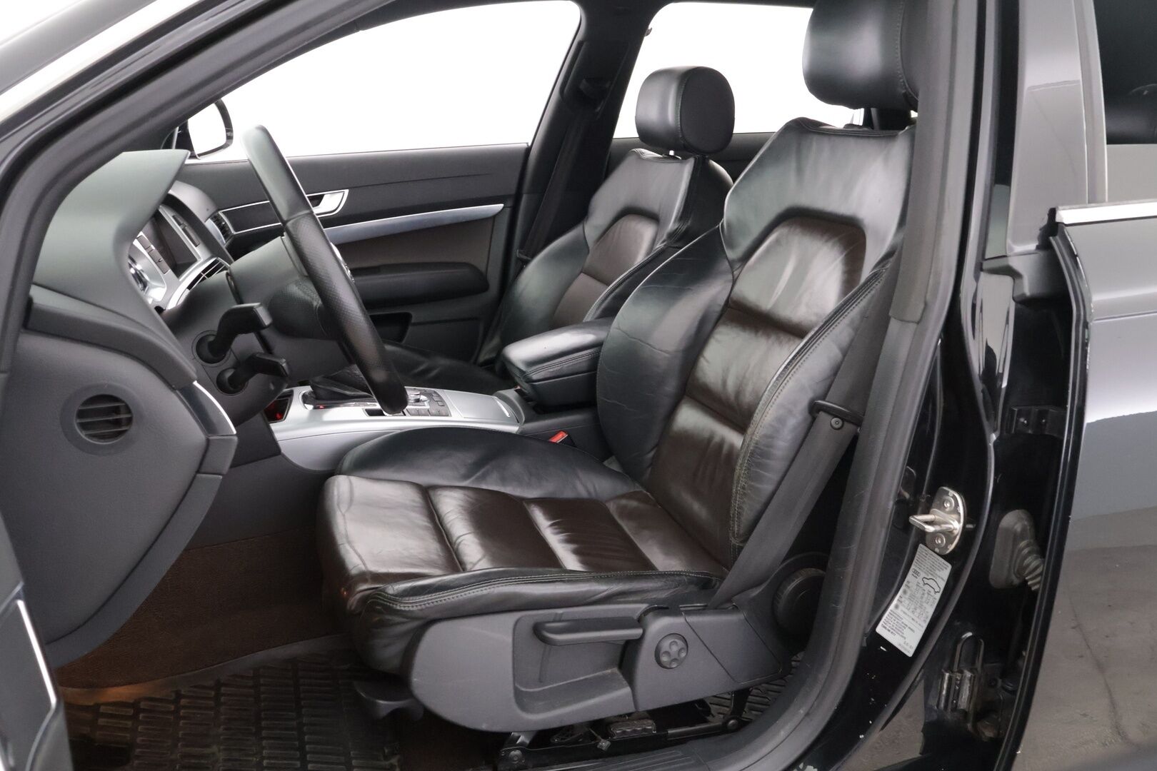 Audi A6 allroad quattro 2008 3,0 V6 TDI (DPF) quattro tiptronic *Ilma jouset / Webasto / Sportti nahat / Myydään Huutokaupat.com*