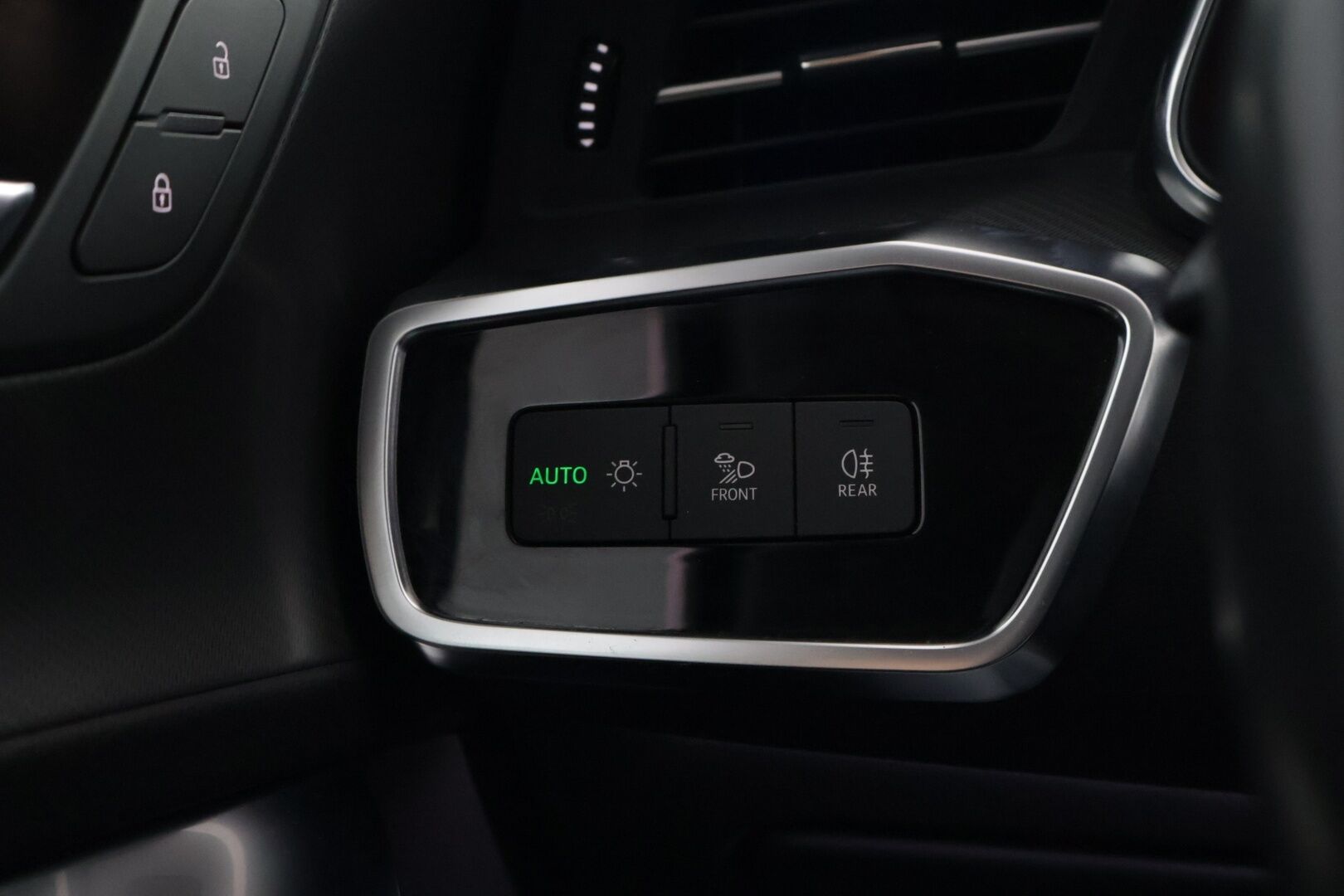 Audi A6 2019 Sedan Business Design Launch Edition 40 TDI MHEV S tronic - | Webasto | Tutkat | Nahkapenkit | Vakionopeudensäädin | Suomi-auto |