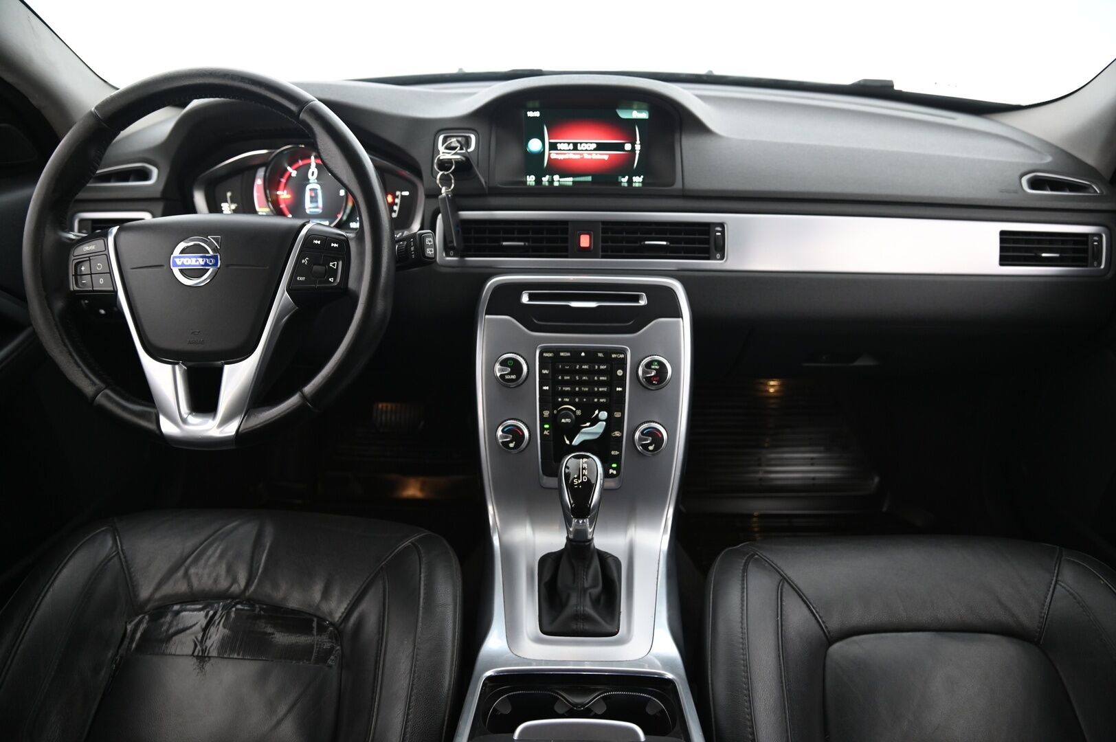 Volvo V70 2016 D3 Business Classic aut *Webasto / 1-OM.Suomi-auto / Nahat / Digimittaristo* - *Kahdet renkaat ja vanteet*