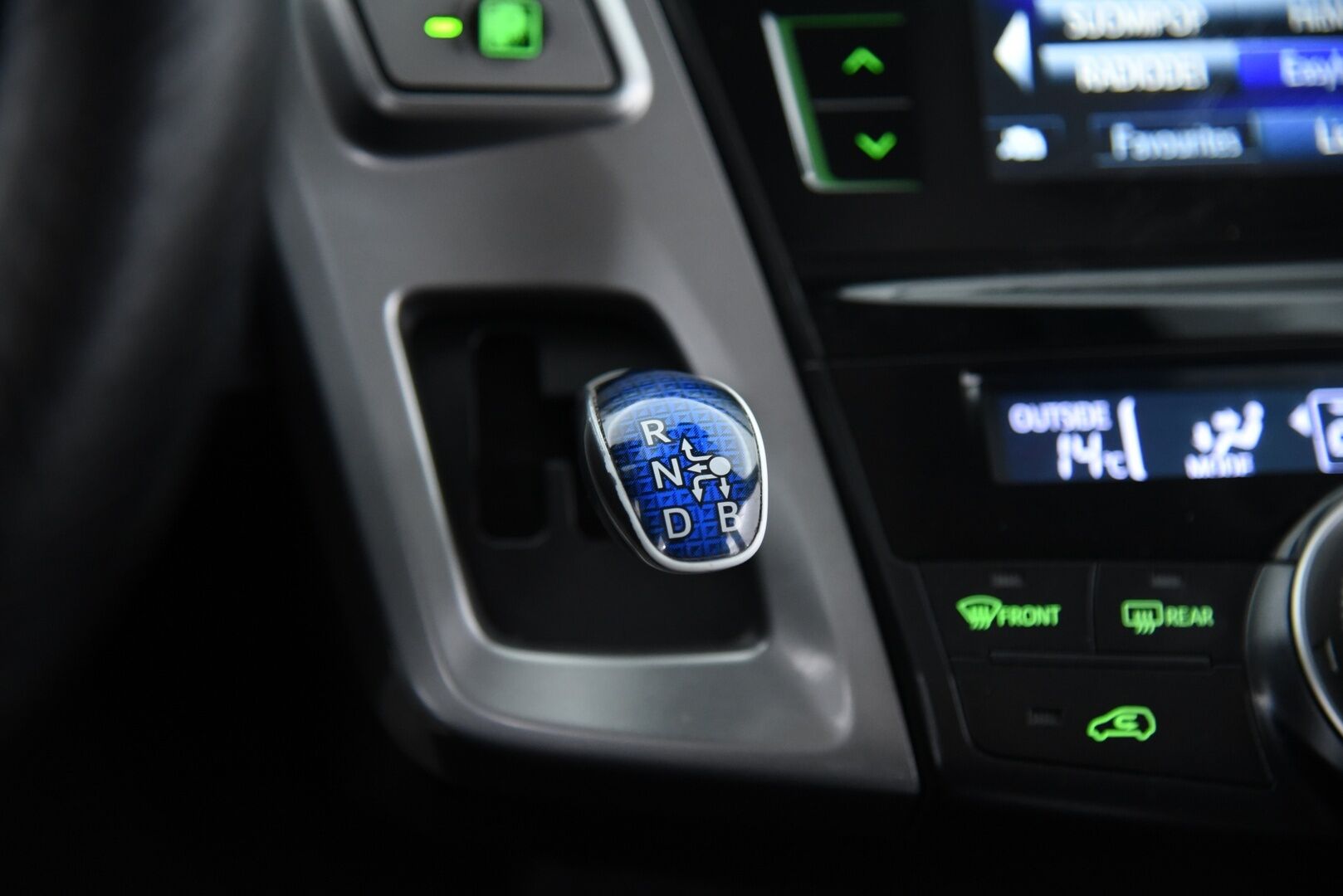 Toyota Prius+ 2019 Active Business / ALV / Vakkari / 7-paikkainen / Nahat /  YritysOutlet - Myydään vain yrityksille - Tämä auto myydään YritysOutlet -valikoimasta vain yritykselle