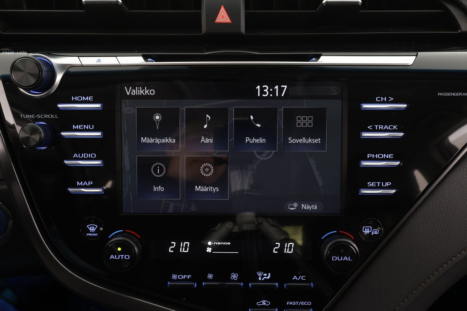 Toyota Camry 2020 2,5 Hybrid Style * ACC / LED /  P.Kamera / Sisätilanlämmitin / Navi / Nahkaverhoilu / Kaistavahti / Keyless * - Suomi-auto / Kahdet renkaat / Merkkihuollot - HULLUT BLACKWEEK JATKOT - KORKOTARJOUS 2,49%