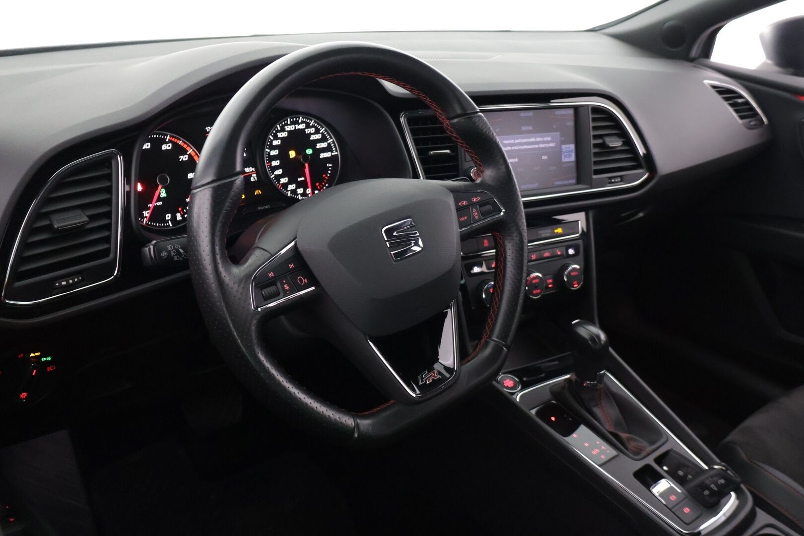 Seat Leon Sportourer ST 2020 1,5 TGI 131 FR Business Class DSG * Adapt vakkari / Tutkat / Full link / Navi * - *Taloudellinen / Viimeisin huolto 08.2025 / Sporttinen*