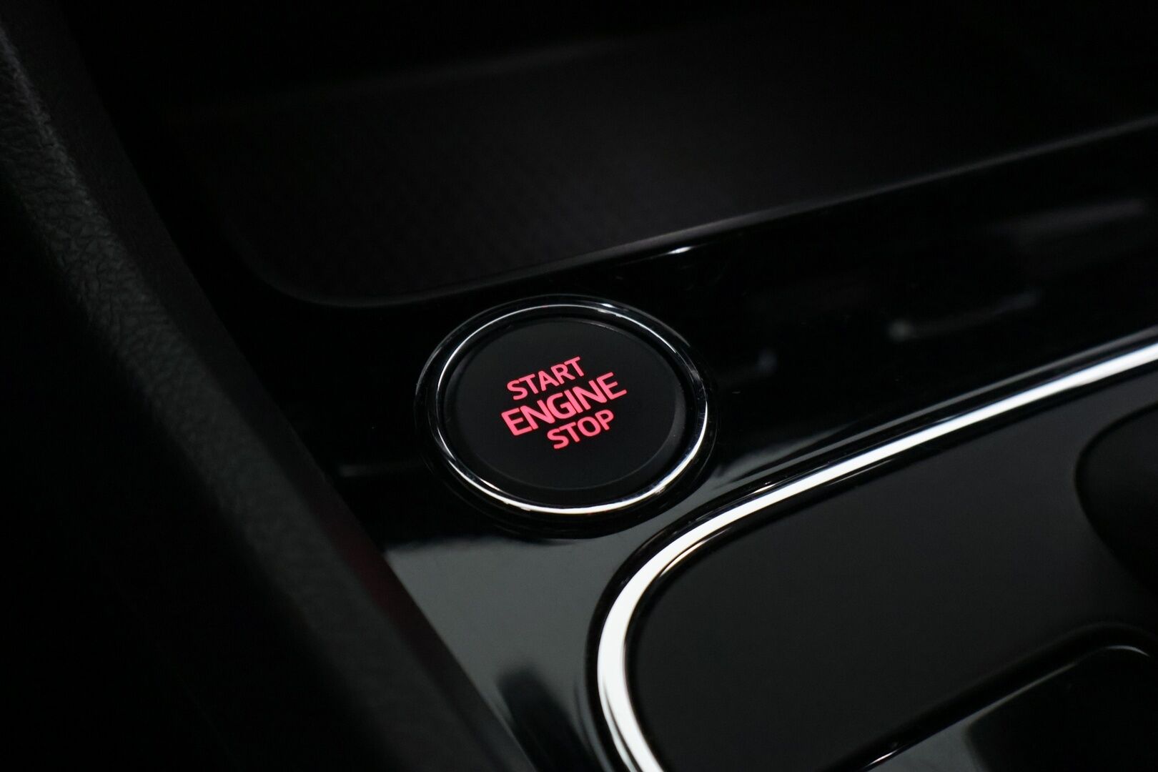 Seat LEON ST 2020 1,5 TGI 131 FR Business Class DSG * Adapt vakkari / Tutkat / Full link / Navi * - *Taloudellinen / Viimeisin huolto 08.2025 / Sporttinen*