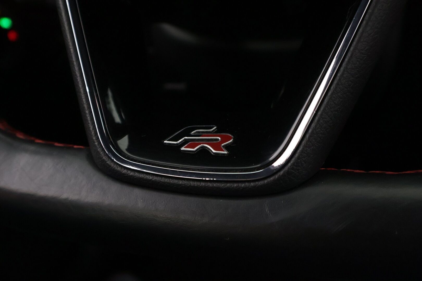 Seat LEON ST 2020 1,5 TGI 131 FR Business Class DSG * Adapt vakkari / Tutkat / Full link / Navi * - *Taloudellinen / Viimeisin huolto 08.2025 / Sporttinen*