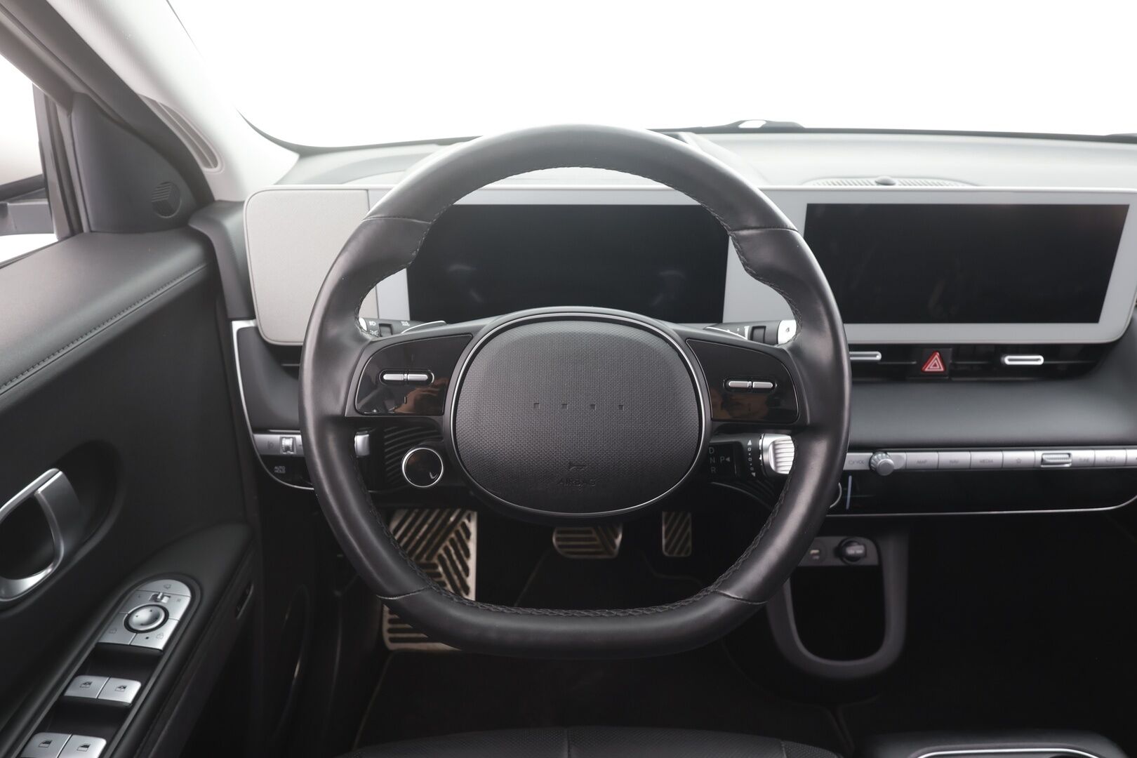 Hyundai IONIQ 5 2022 Project 45 AWD - | ACC | ILP | Koukku | Solar Roof | HUD | Ilm. relax nahat | Bose | 360° | Muistipenkki | HDA | V2L | Keyless | Ambient | Suomiauto | 2x renkaat | 