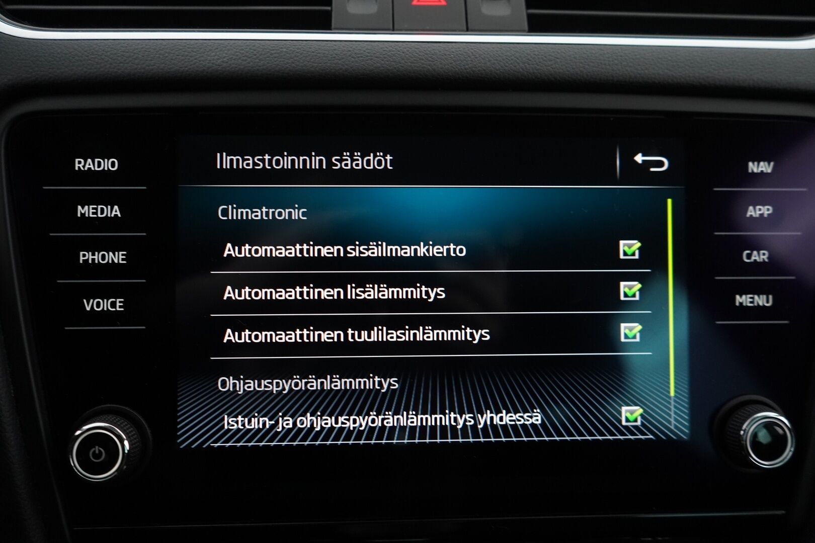 Skoda Octavia 2020 1.5 TSI Combi G-TEC Style BusinessLine DSG Autom. *ACC / Webasto / P.Kamera / Ambient / Vetokoukku* - Suomi-auto / Kahdet renkaat alumiinivantein / Viimeisin huolto 3/25 / Hyvä huoltohistoria