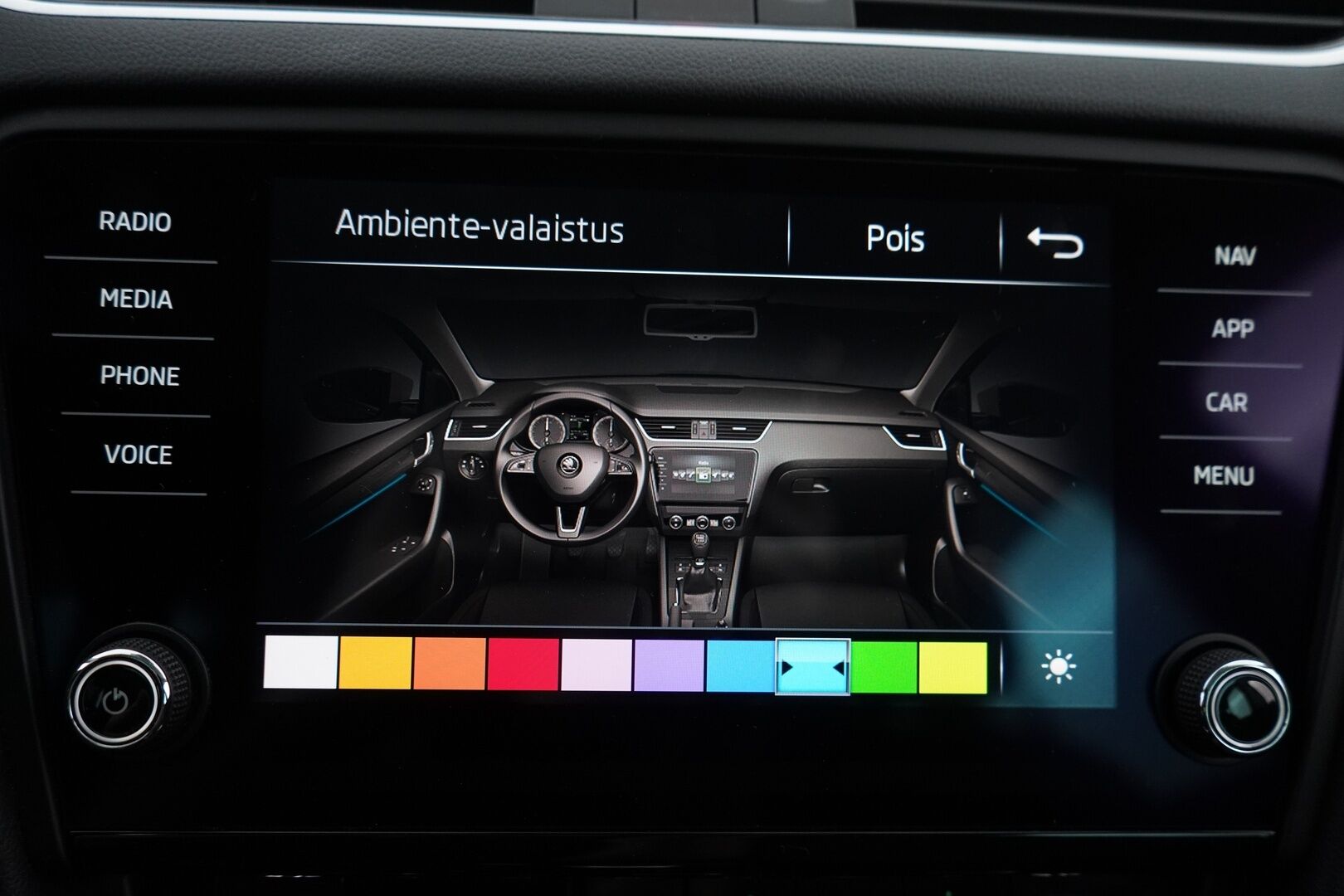 Skoda Octavia 2020 1.5 TSI Combi G-TEC Style BusinessLine DSG Autom. *ACC / Webasto / P.Kamera / Ambient / Vetokoukku* - Suomi-auto / Kahdet renkaat alumiinivantein / Viimeisin huolto 3/25 / Hyvä huoltohistoria