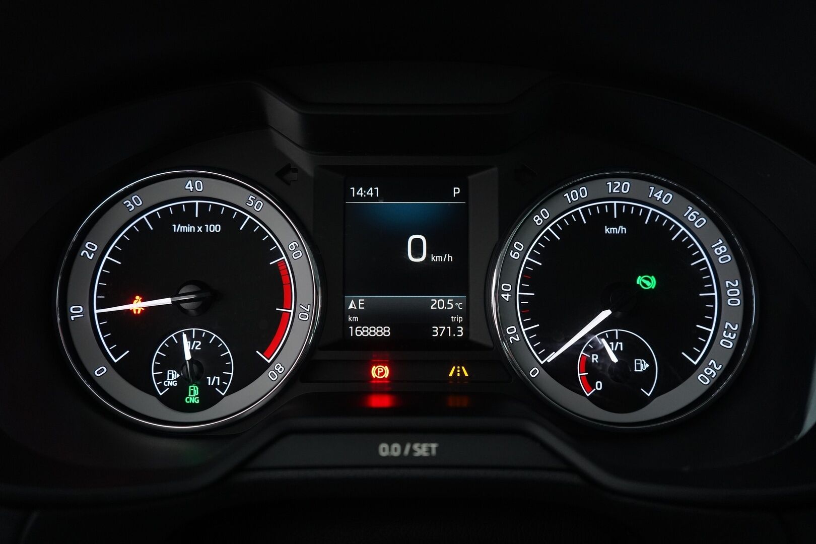 Skoda Octavia 2020 1.5 TSI Combi G-TEC Style BusinessLine DSG Autom. *ACC / Webasto / P.Kamera / Ambient / Vetokoukku* - Suomi-auto / Kahdet renkaat alumiinivantein / Viimeisin huolto 3/25 / Hyvä huoltohistoria
