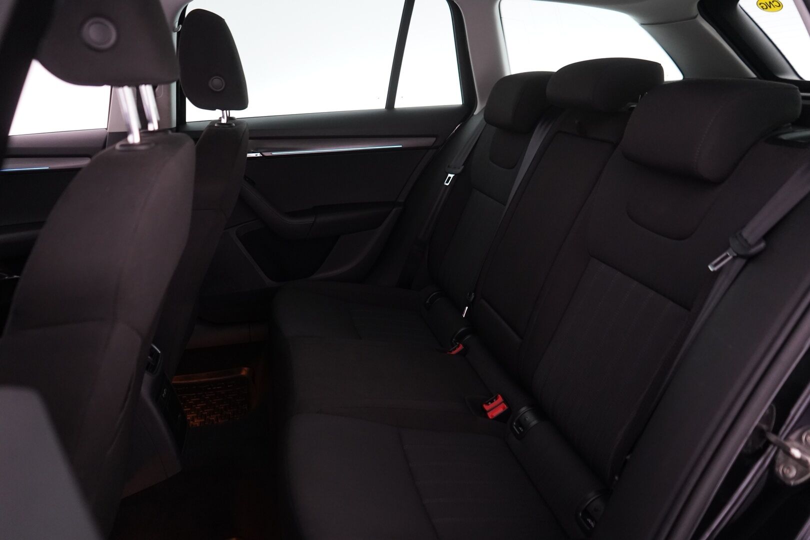 Skoda Octavia 2020 1.5 TSI Combi G-TEC Style BusinessLine DSG Autom. *ACC / Webasto / P.Kamera / Ambient / Vetokoukku* - Suomi-auto / Kahdet renkaat alumiinivantein / Viimeisin huolto 3/25 / Hyvä huoltohistoria