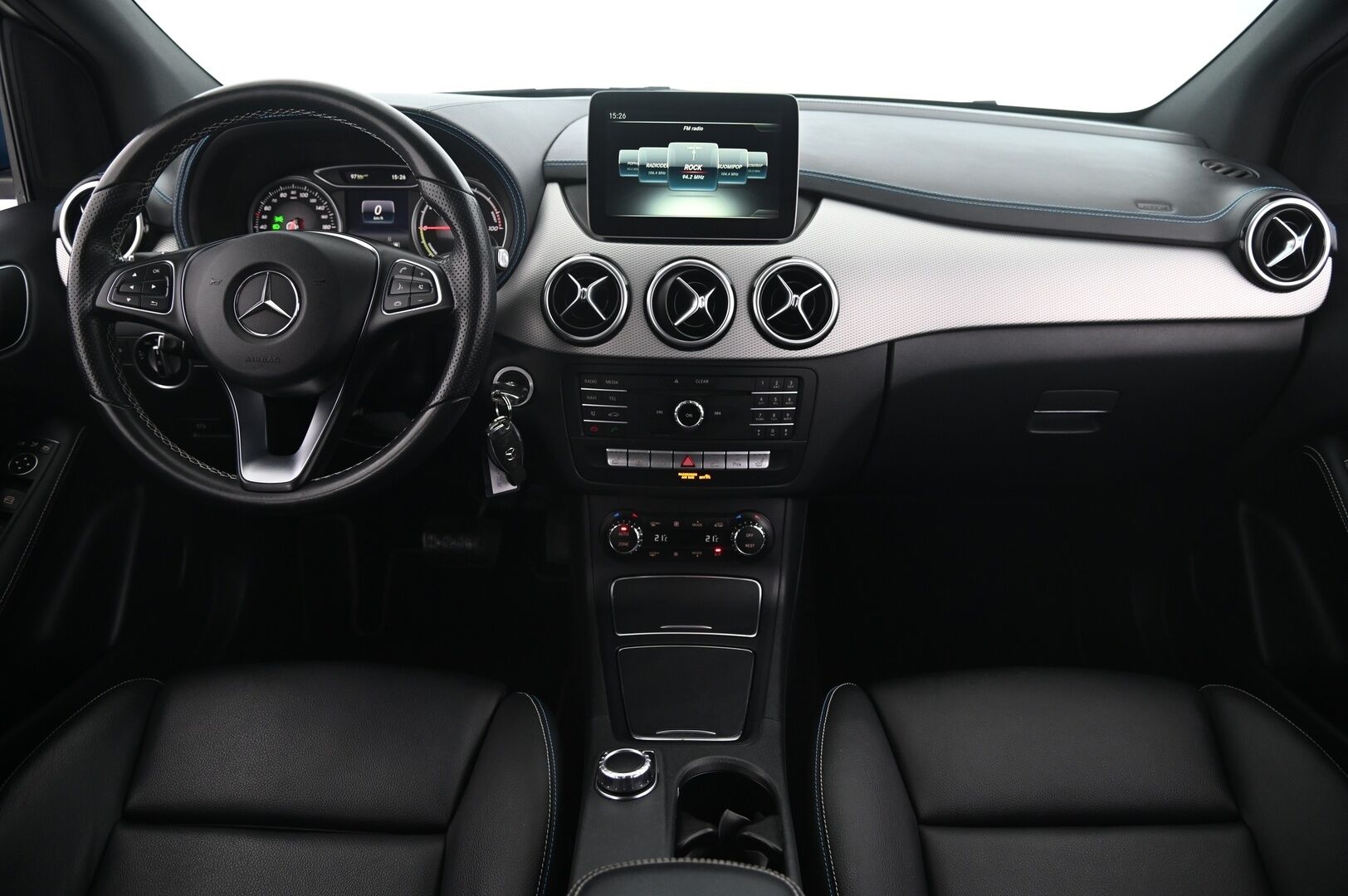 Mercedes-Benz B 2017 36kWh, Electric Drive 250 e * Peruutuskamera  / Nahkapenkit / Vakkari