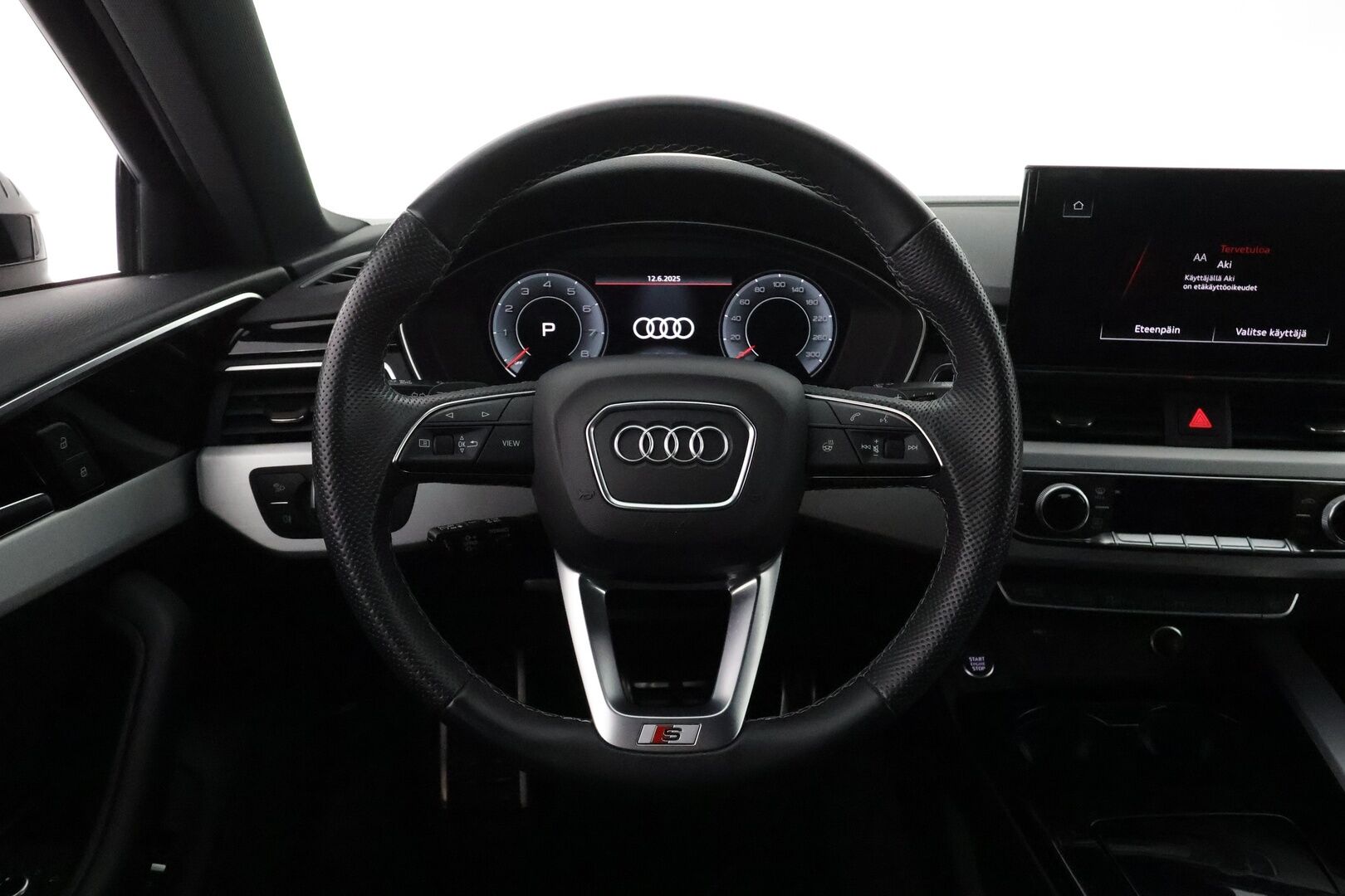 Audi A4 2022 Avant Business Advanced 40 TFSI 150 kW quattro S Line **Webasto / Adapt.vakkari / Matrix LED / Koukku / P.kamera** - S-Line sisäpaketti / 1-om. Suomi-auto / Merkkihuollettu / Tulossa Toimipisteeseen!