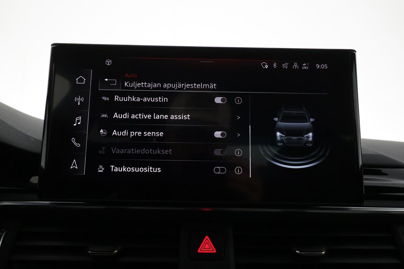 Audi A4 2022 Avant Business Advanced 40 TFSI 150 kW quattro S Line **Webasto / Adapt.vakkari / Matrix LED / Koukku / P.kamera** - S-Line sisäpaketti / 1-om. Suomi-auto / Merkkihuollettu / Tulossa Toimipisteeseen!