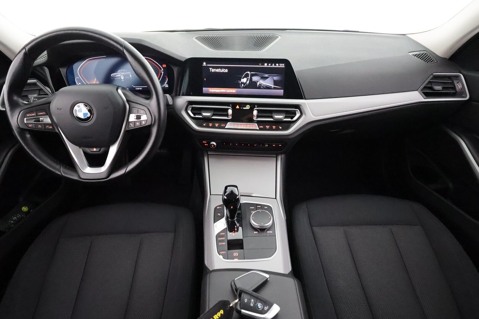 BMW 320 2022 G20 Sedan 320d A xDrive Business MHEV * Webasto / Koukku / LED / P.kamera / Navi / Kaistavahti / Digimittaristo * - Suomi-auto / Kahdet hyvä kuntoiset renkaat! 