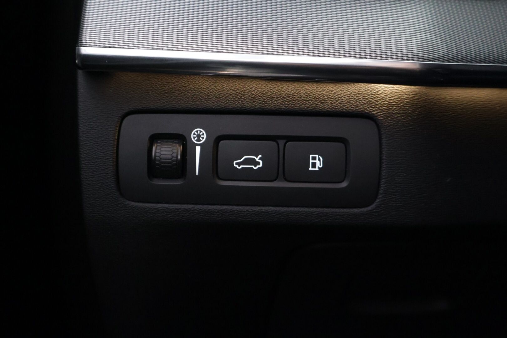 Volvo XC90 2022 T8 AWD Long Range High Performance R-Design aut *Bowers&Wilkins / 360° kamerat / Panorama / Ilma-alusta / Full-LED / Tehdaskoukku / Webasto* - 1-omisteinen Suomi-auto / Huippuvarusteet / Merkkiliikkeen huoltohistoria / Näyttävä