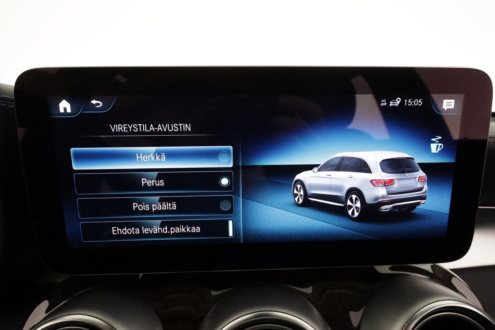 Mercedes-Benz GLC 2022 300 de 4MATIC A Business **Panorama / Distronic / Multibeam / P.kamera / Navi / Sporttipenkit / Koukku** - 3,99 % KORKOTARJOUS TÄHÄN AUTOON - 1-om Suomi-auto / Kahdet Renkaat