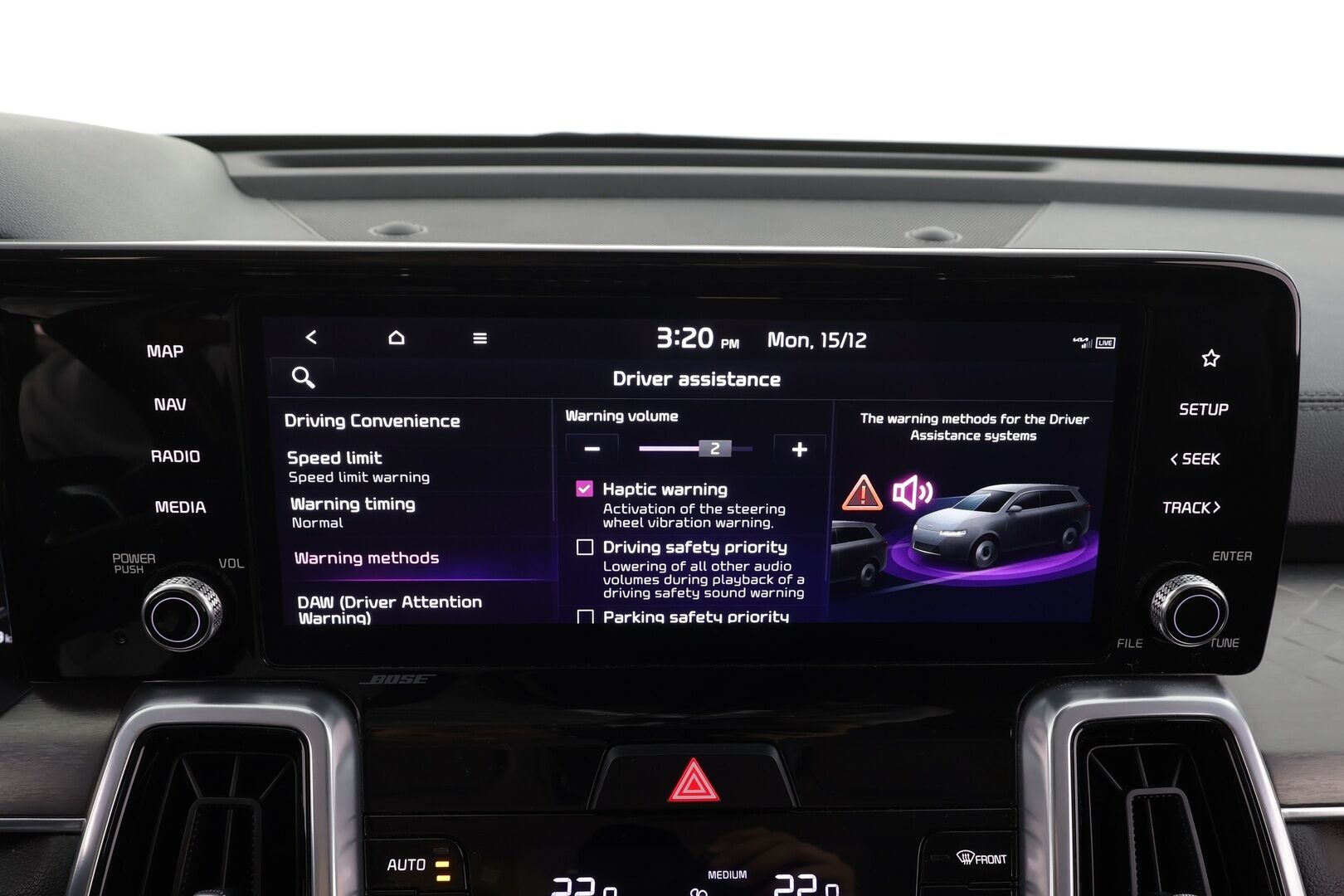 Kia Sorento 2022 1,6 T-GDI Hybrid AWD Business Premium AT 7-P * ACC / 360° / Bose / Sähköpenkit / Koukku / Navi / LED * - *Suomi-Auto / Lohkolämmitin / Digimittaristo / Kahdet renkaat / Merkkihuollettu*