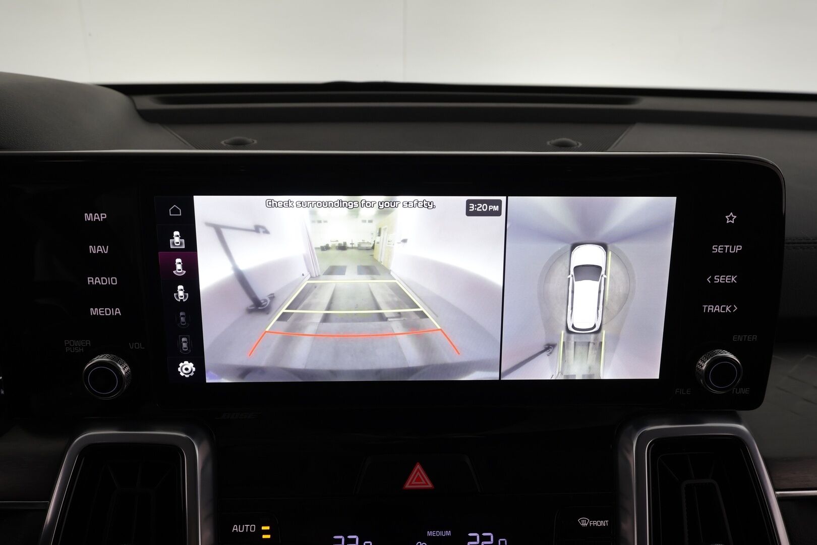 Kia Sorento 2022 1,6 T-GDI Hybrid AWD Business Premium AT 7-P * ACC / 360° / Bose / Sähköpenkit / Koukku / Navi / LED * - *Suomi-Auto / Lohkolämmitin / Digimittaristo / Kahdet renkaat / Merkkihuollettu*