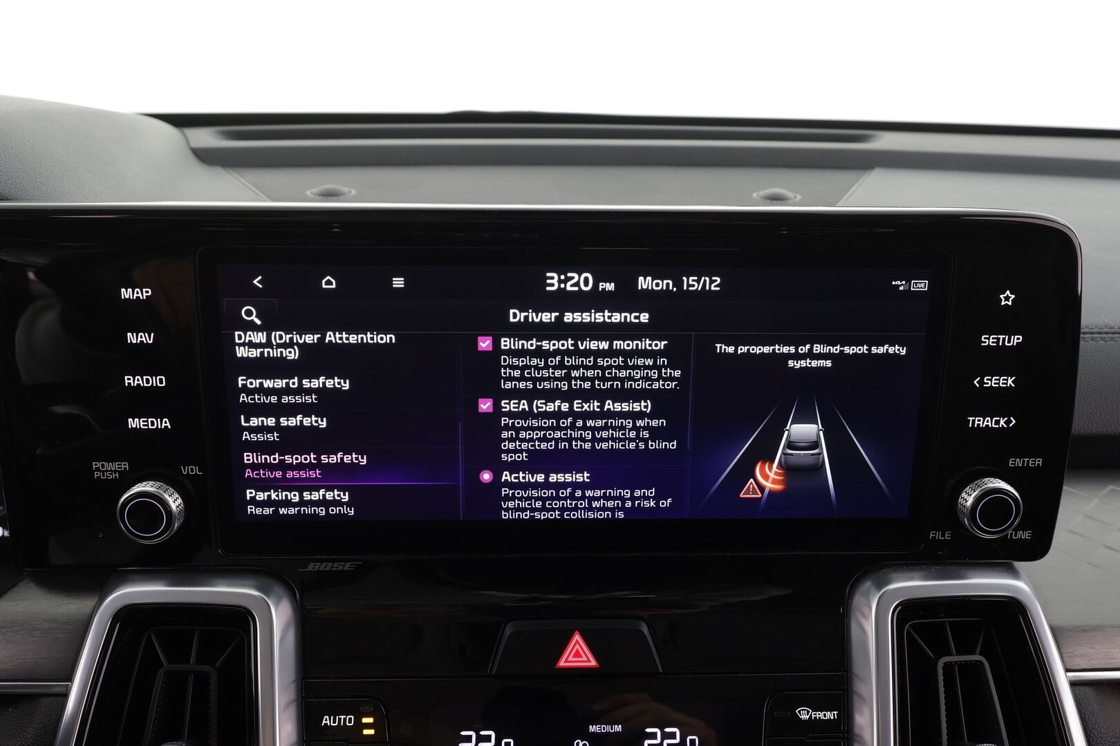 Kia Sorento 2022 1,6 T-GDI Hybrid AWD Business Premium AT 7-P * ACC / 360° / Bose / Sähköpenkit / Koukku / Navi / LED * - *Suomi-Auto / Lohkolämmitin / Digimittaristo / Kahdet renkaat / Merkkihuollettu*