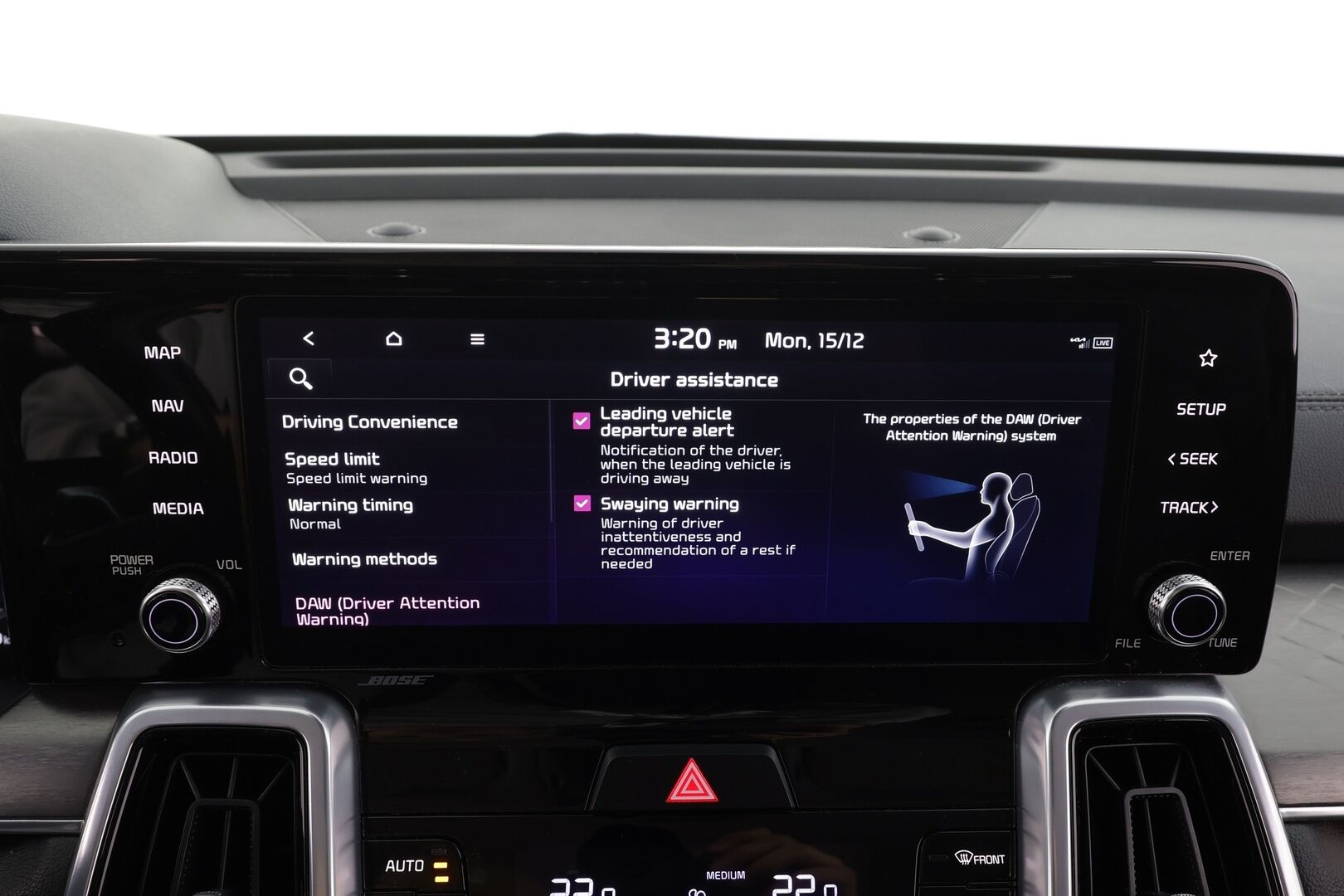 Kia Sorento 2022 1,6 T-GDI Hybrid AWD Business Premium AT 7-P * ACC / 360° / Bose / Sähköpenkit / Koukku / Navi / LED * - *Suomi-Auto / Lohkolämmitin / Digimittaristo / Kahdet renkaat / Merkkihuollettu*