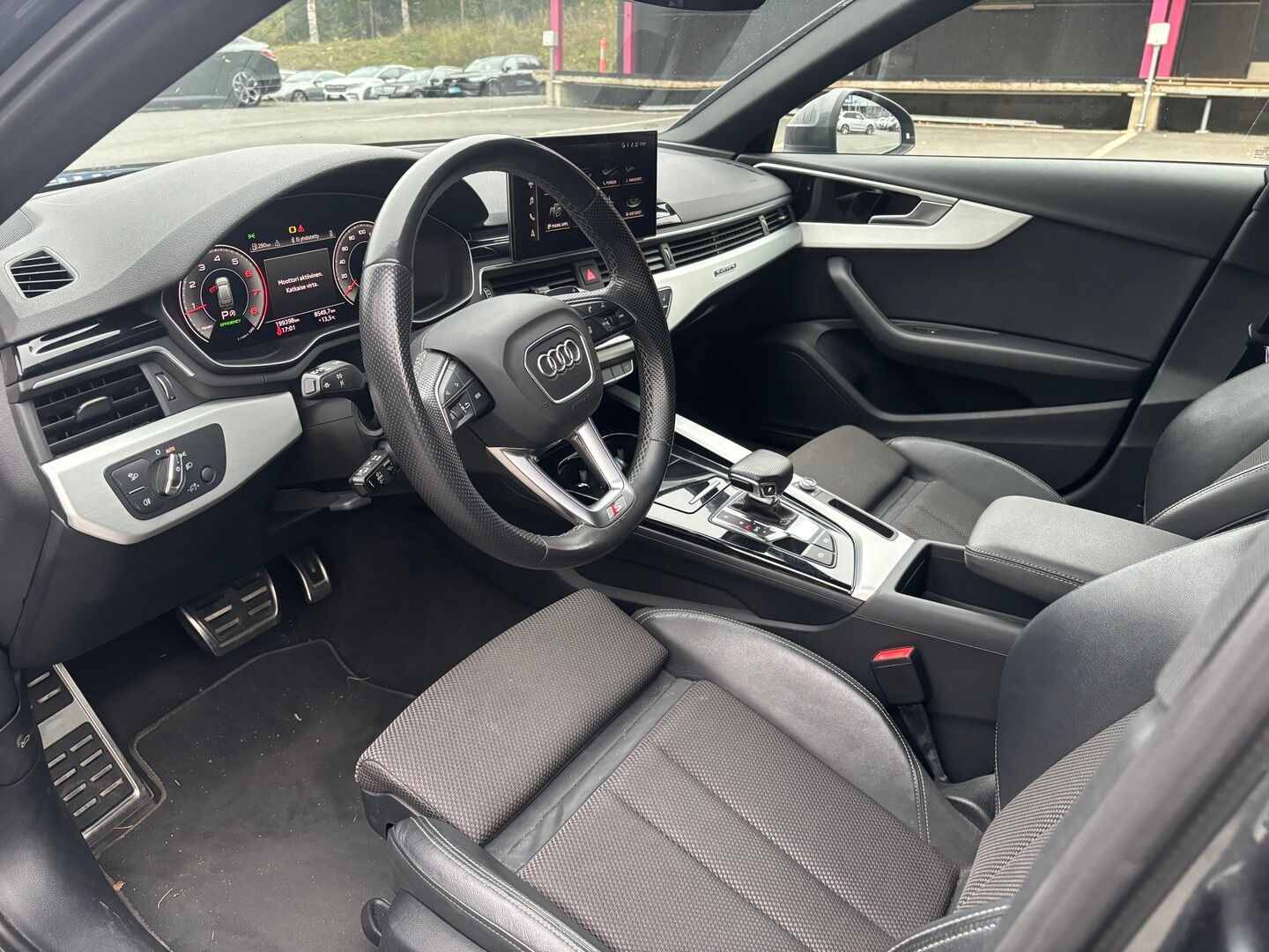 Audi A4 2022 A4 Avant Farmari - | S-line | Webasto | Acc | Koukku | P.kamera | Tulossa!