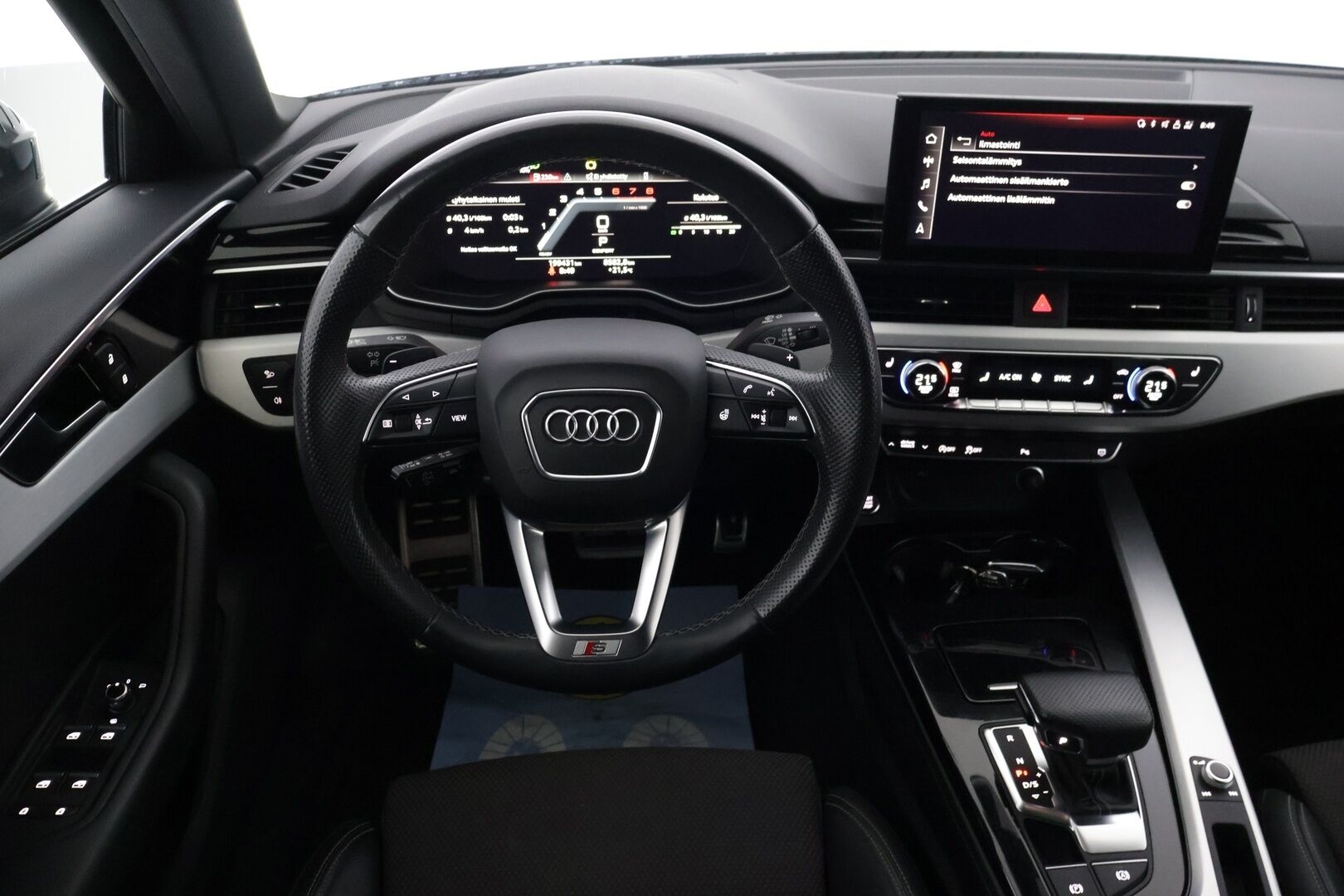 Audi A4 2022 Avant S-Line 40 TFSI quattro 2.0 TFSI MHEV quattro 150 kW S Tronic - | S-Line | ACC | Webasto | Matrix LED | S-Koukku | P-Kamera | Sporttipenkit | Apple&Android | Suomiauto |