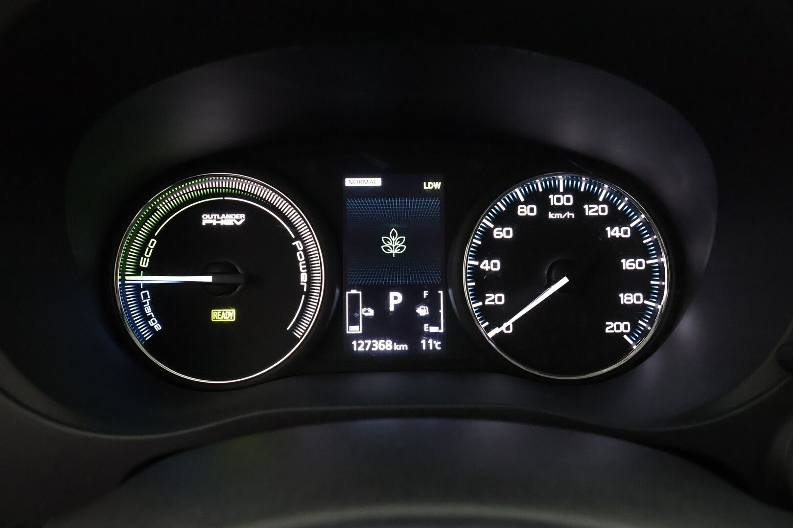 Mitsubishi Outlander PHEV 2018 Instyle Navi 4WD 5P - Adapt.Vakkari / Suomi-auto / KeyLessGo / P-kamera / Ratinlämmitin / 