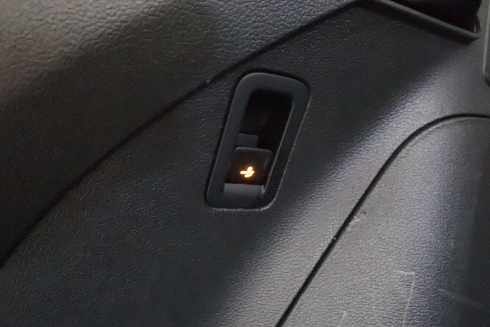 Volkswagen Tiguan 2022 Style eHybrid 180 kW DSG * ACC / Koukku / IQ-Light Matrix LED / P.kamera / Keyless / Sporttipenkit * - Suomi-auto / Kahdet Renkaat / Koti & Kauppalaturi - HULLUT AVAJAISHULINAT KORKOTARJOUS 3,29 %