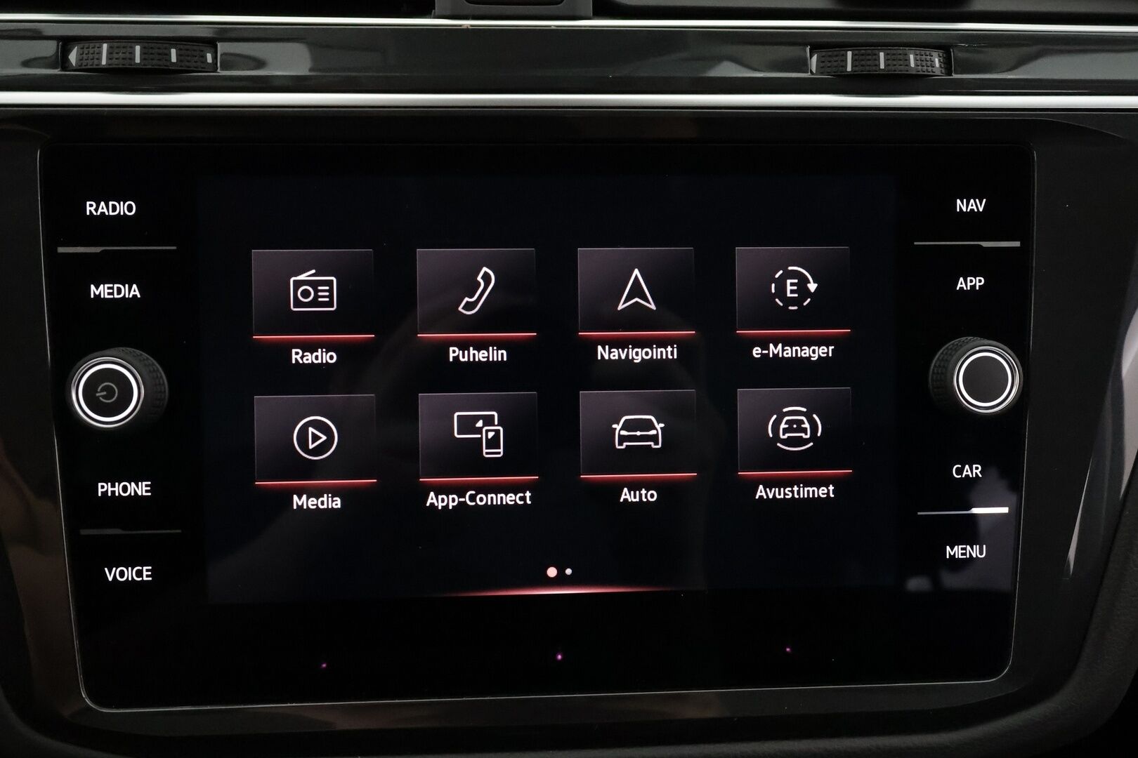 Volkswagen Tiguan 2022 Style eHybrid 180 kW DSG * ACC / Koukku / IQ-Light Matrix LED / P.kamera / Keyless / Sporttipenkit * - Suomi-auto / Kahdet Renkaat / Koti & Kauppalaturi - HULLUT AVAJAISHULINAT KORKOTARJOUS 3,29 %