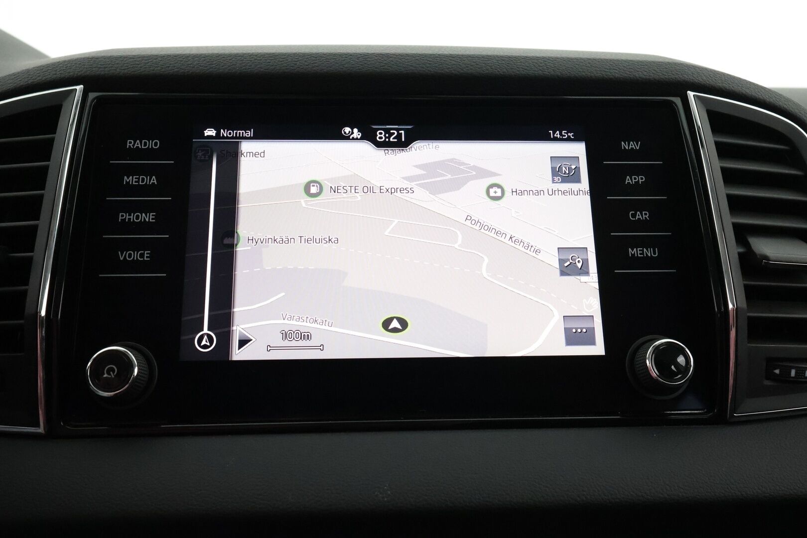Skoda Karoq 2022 1.5 TSI Style BusinessLine DSG Autom. 1-om. Suomi-auto / Webasto / Adapt. Vakkari / Kaistavahti / P-kamera / LED-valot / Navi / KeylessGo / 2x renkaat - 1-om. Suomi-auto uudemmalla paremmalla tekniikalla 