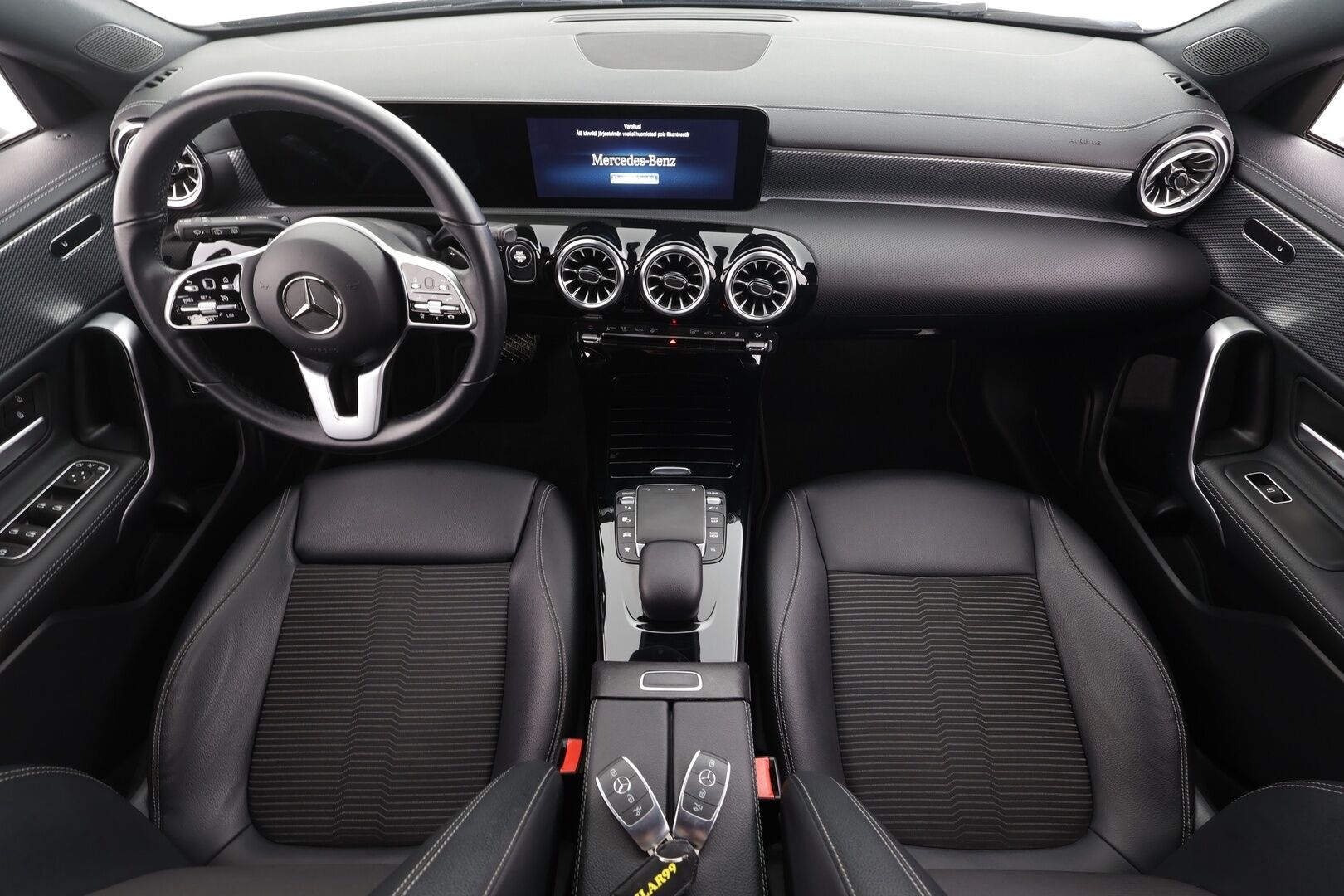 Mercedes-Benz CLA 2022 250 e A Shooting Brake Business * Widescreen / Multibeam / P.kamera / Sportpenkki / Navi / Kaistavahti / Keyless * - 1-om Suomi-auto / 2x Latauskaapelit / Kahdet renkaat aluvanteilla