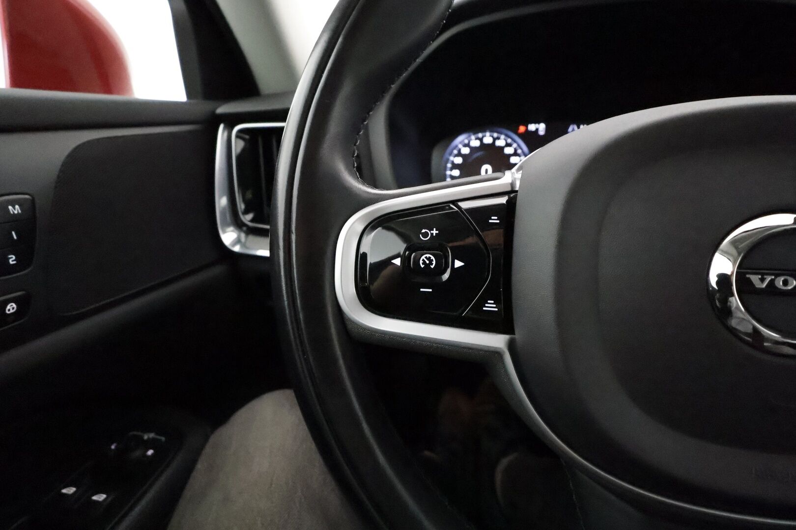 Volvo V60 2022 T8 AWD Long Range High Performance Inscription Edition aut** Adapt.vakkari / P.kamera / Muistipenkki / KeyLess - 3,99 % KORKOTARJOUS TÄHÄN AUTOON - 1-om Suomi-auto / Sporttipenkit / Apple&Android / Merkkihuollettu