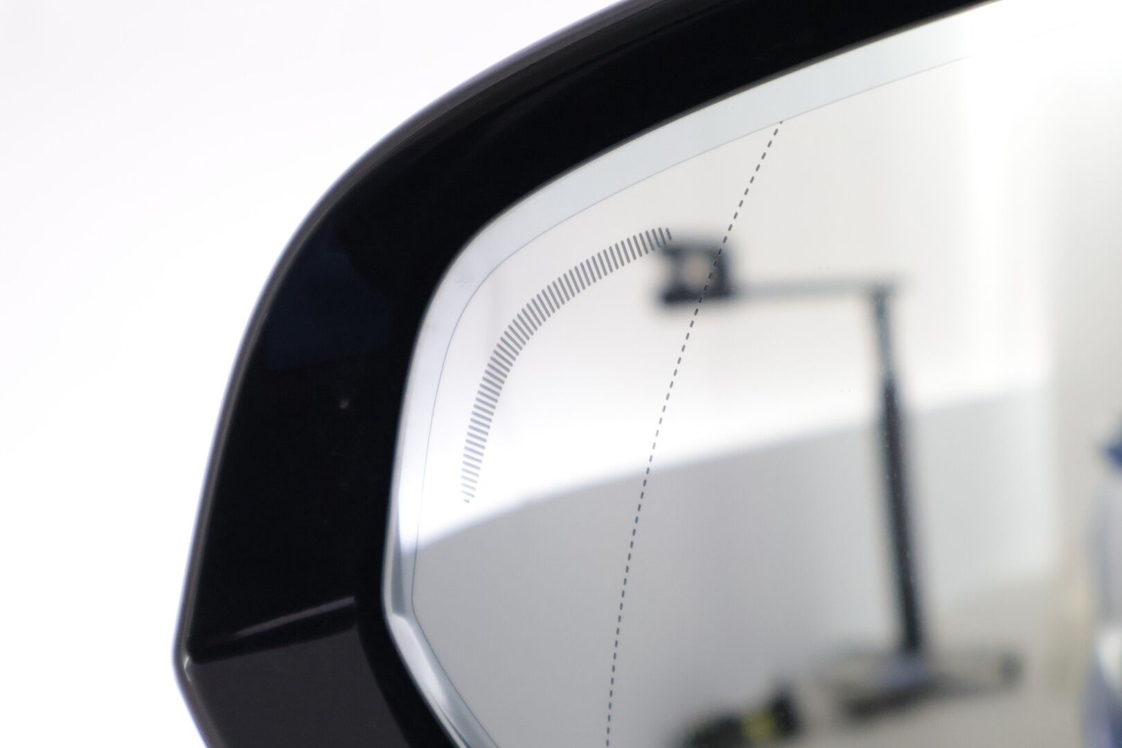 Volvo V60 2021 T8 TwE AWD R-Design aut *H&K / HUD / 360° / Panorama / Tehdaskoukku / Adapt. vakkari / Webasto* - *Volvo Exterior Styling Kit / Jakohihna vaihdettu 2025 / Huippuvarusteet*