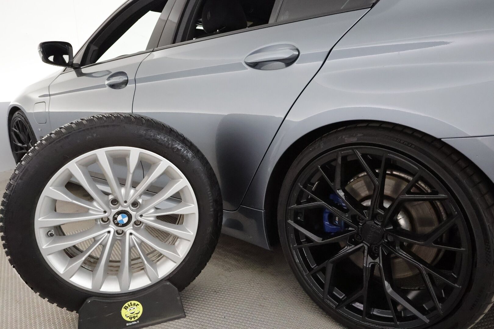 BMW 530 2020 G30 Sedan 530e A Charged Edition M Sport *Vakkari / Hifi / Sporttipenkit / Navi / LED / Kamera / Digimittaristo* - Kahdet alumiinivanteet / Puhdas Carvertical / Viimeisin huolto 08/25 99tkm!
