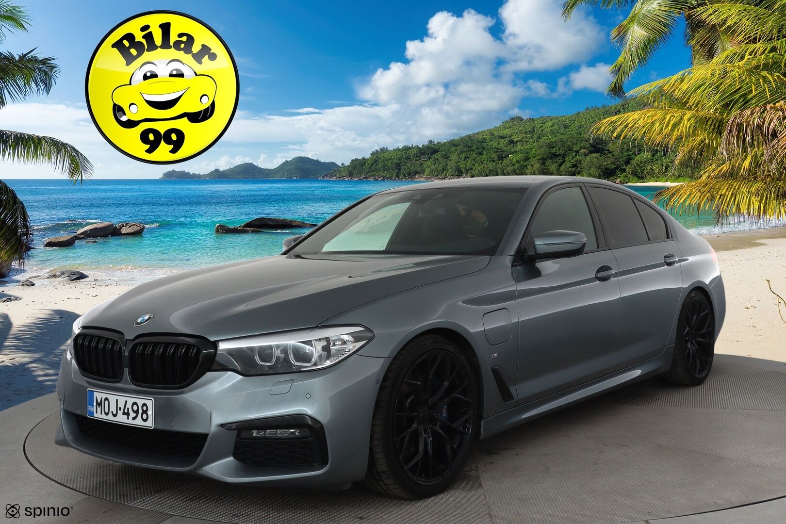 BMW 530 2020 G30 Sedan 530e A Charged Edition M Sport *Vakkari / Hifi / Sporttipenkit / Navi / LED / P.kamera / Digimittaristo* - Kahdet renkaat aluvanteilla