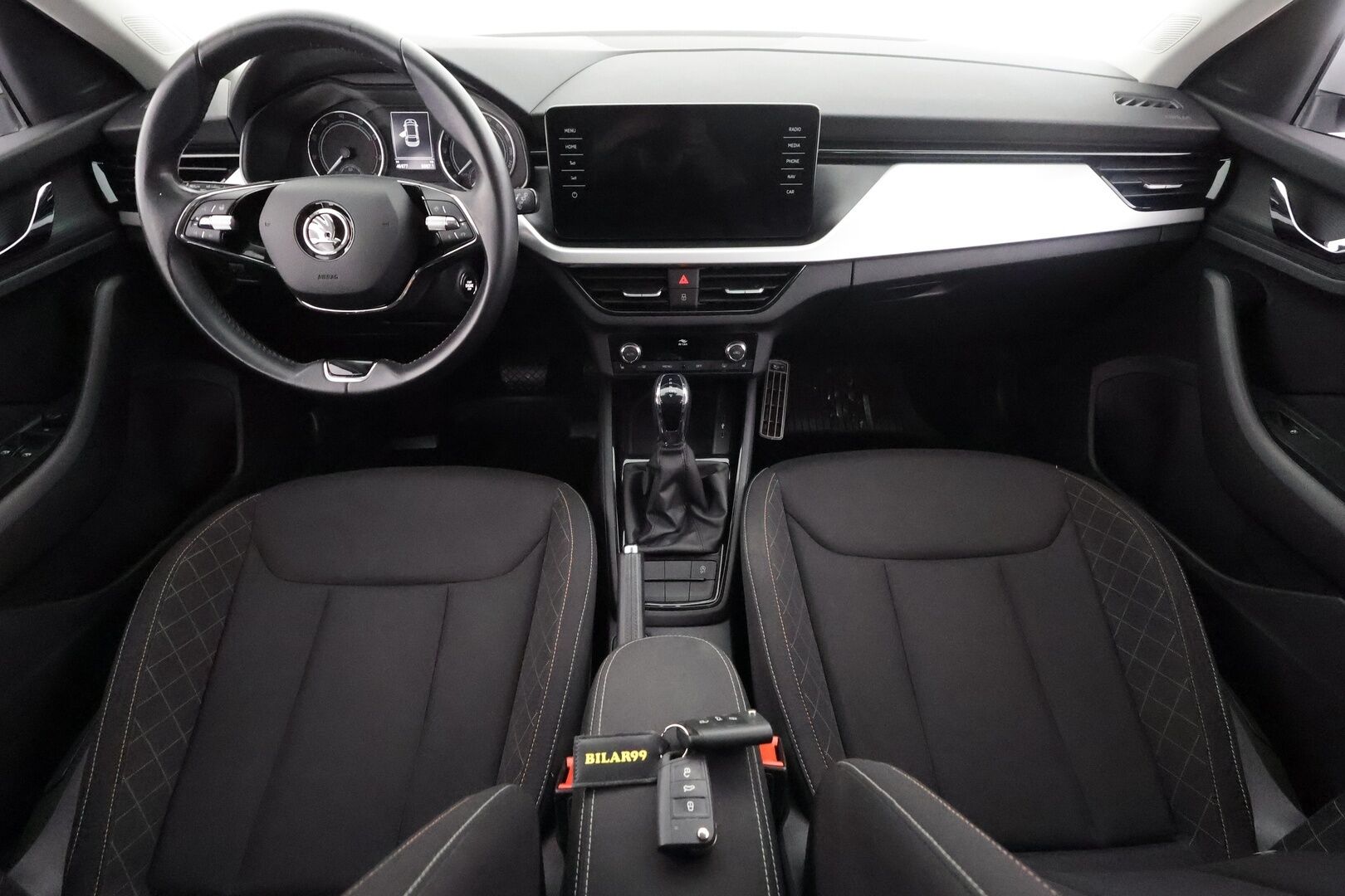 Skoda Scala 2022 1.0 TSI 110 Ambition DSG Autom. - | Vakkari | LED | Lohko+sisälämmitin | Lane Assist | Front Assist | Iso navi | Apple & Android | P.tutka | Merkkihuollot | 2x renkaat aluin | 