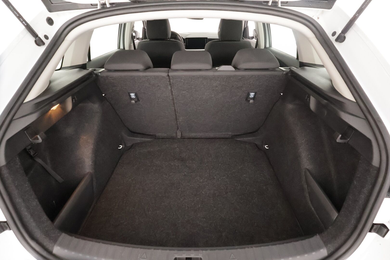 Skoda Scala 2022 1.0 TSI 110 Ambition DSG Autom. - | Vakkari | LED | Lohko+sisälämmitin | Lane Assist | Front Assist | Iso navi | Apple & Android | P.tutka | Merkkihuollot | 2x renkaat aluin | 