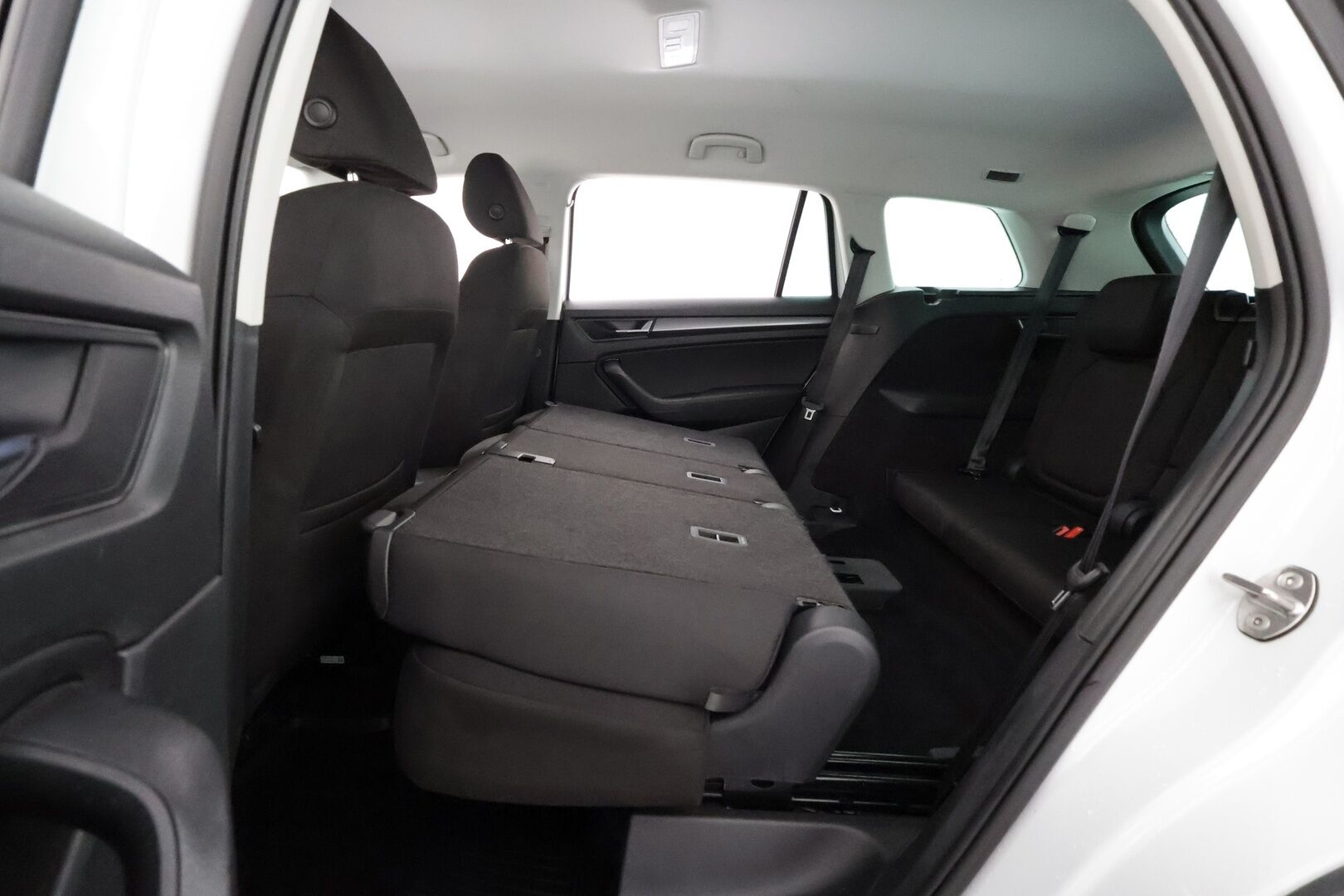 Skoda Kodiaq 2022 2.0 TDI 150 Active DSG Autom. 7-P - | Webasto | Koukku | ACC | LED | P.Kamera | Navi | Apple&Android | 1-om Suomi-auto | Kahdet renkaat |