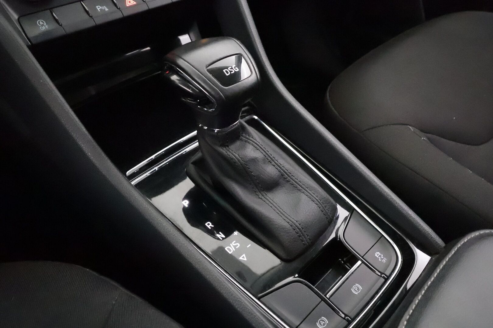Skoda Kodiaq 2022 2.0 TDI 150 Active DSG Autom. 7-P - | Webasto | Koukku | ACC | LED | P.Kamera | Navi | Apple&Android | 1-om Suomi-auto | Kahdet renkaat |