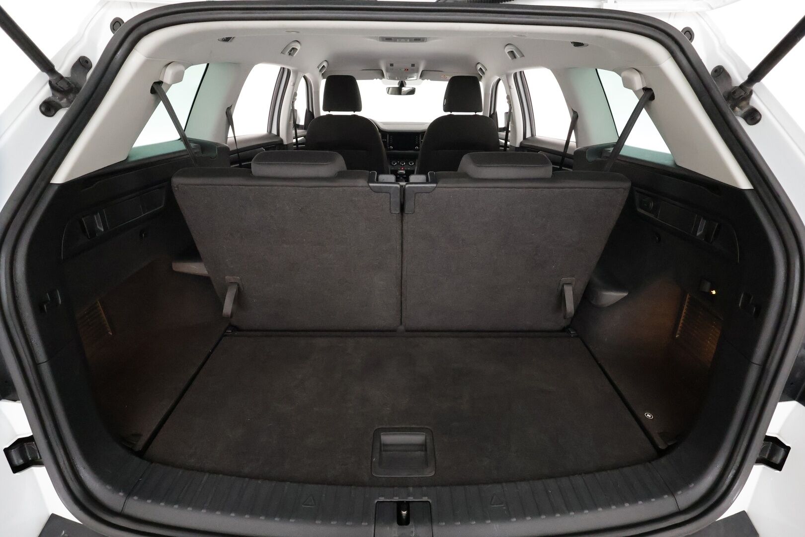 Skoda Kodiaq 2022 2.0 TDI 150 Active DSG Autom. 7-P - | Webasto | Koukku | ACC | LED | P.Kamera | Navi | Apple&Android | 1-om Suomi-auto | Kahdet renkaat |