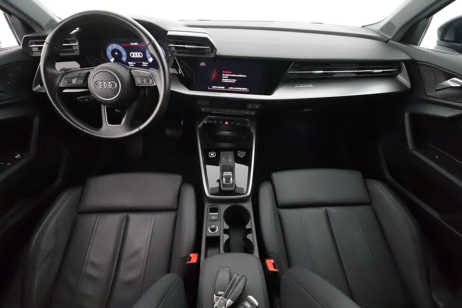 Audi A3 2022 Sedan Business Advanced 40 TDI 147 kW quattro S tronic - 3,99 % KORKOTARJOUS TÄHÄN AUTOON - Suomiauto / Webasto / Adapt.Vakkari / Digital Cockpit / Matrix LED / Nahkasisusta / Merkkihuollot / Poikkeukselliset varusteet!